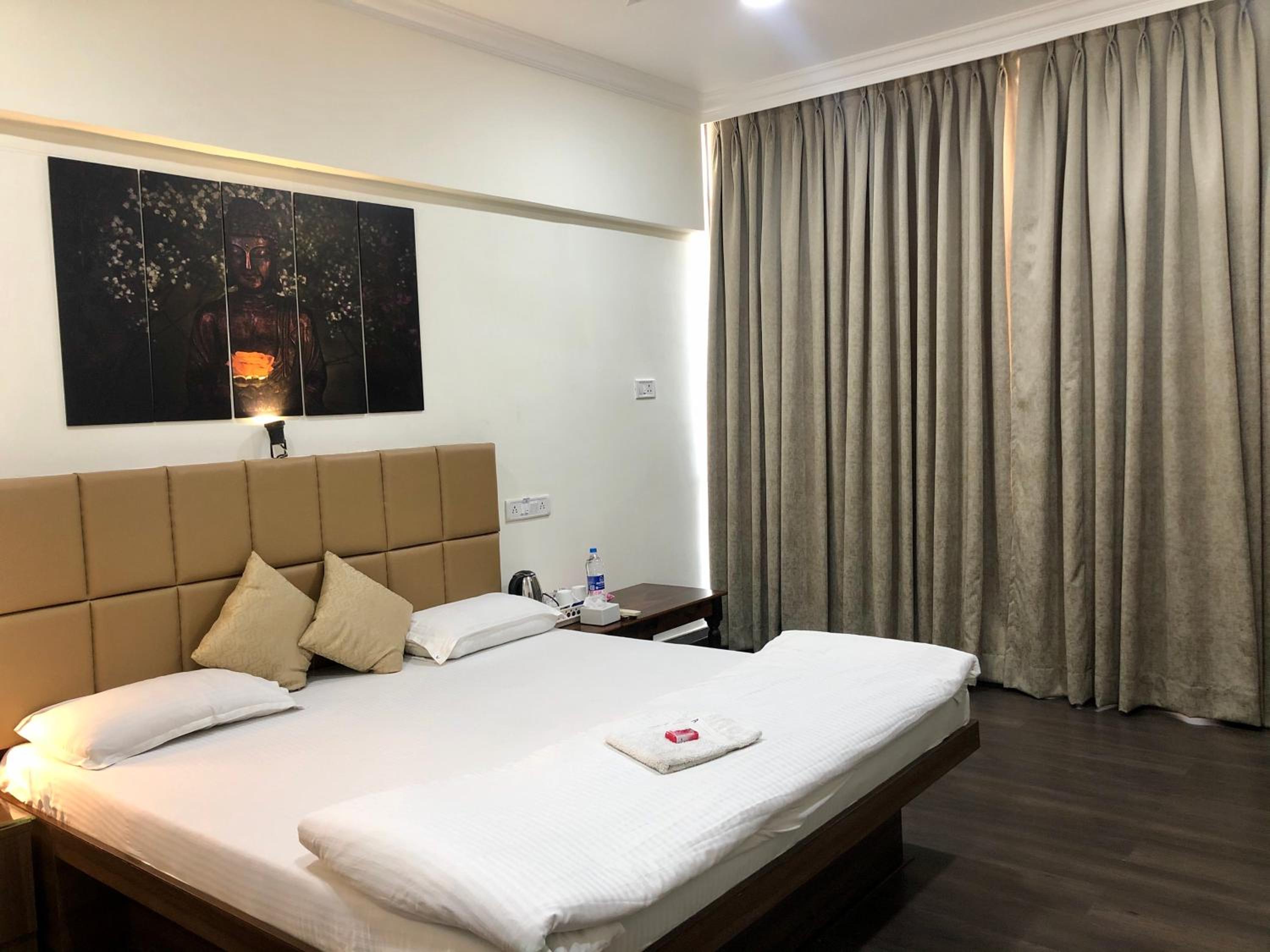 Apple Tree Apartments Koregaon Park view 5