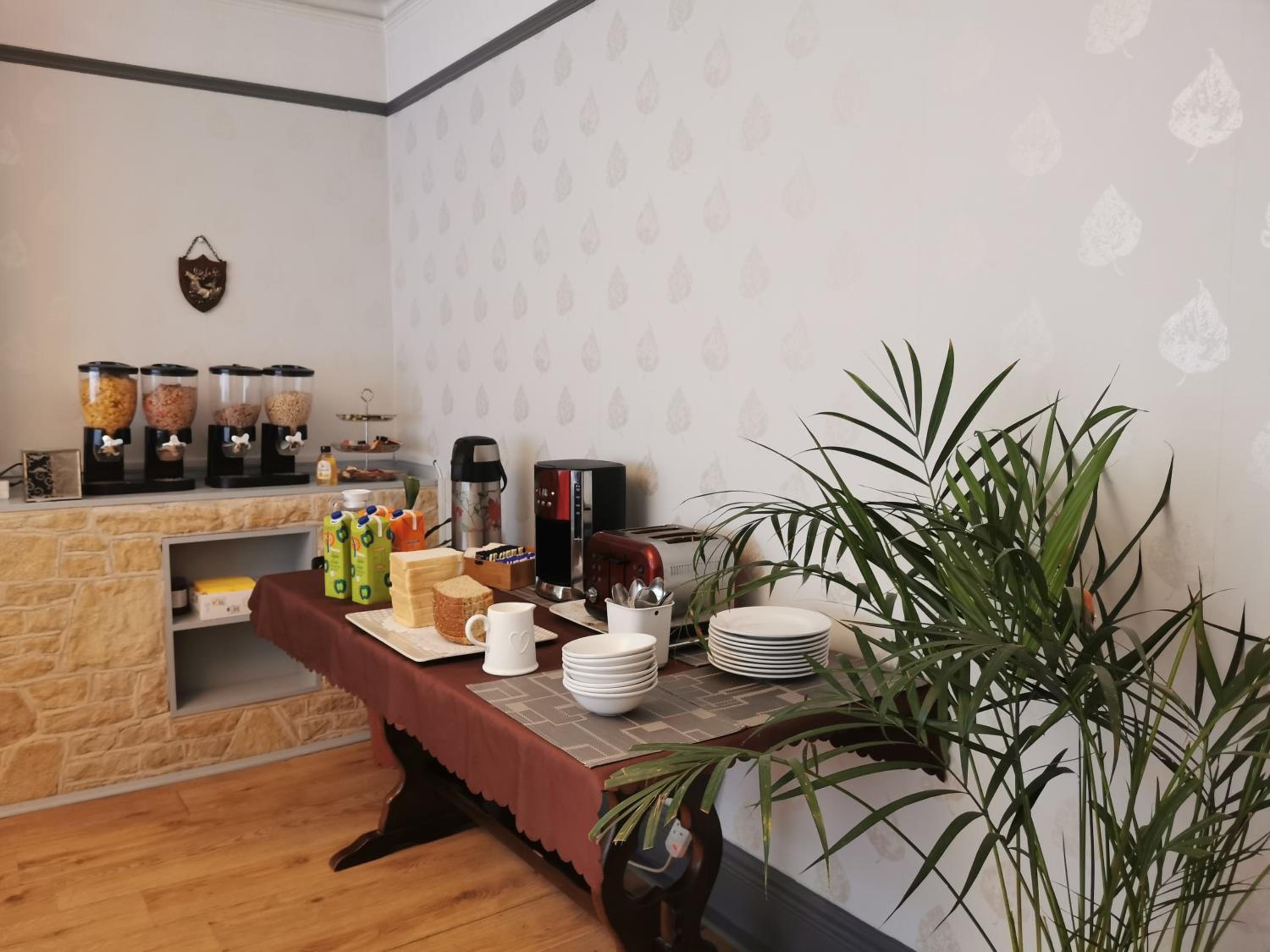 Adams Guest House