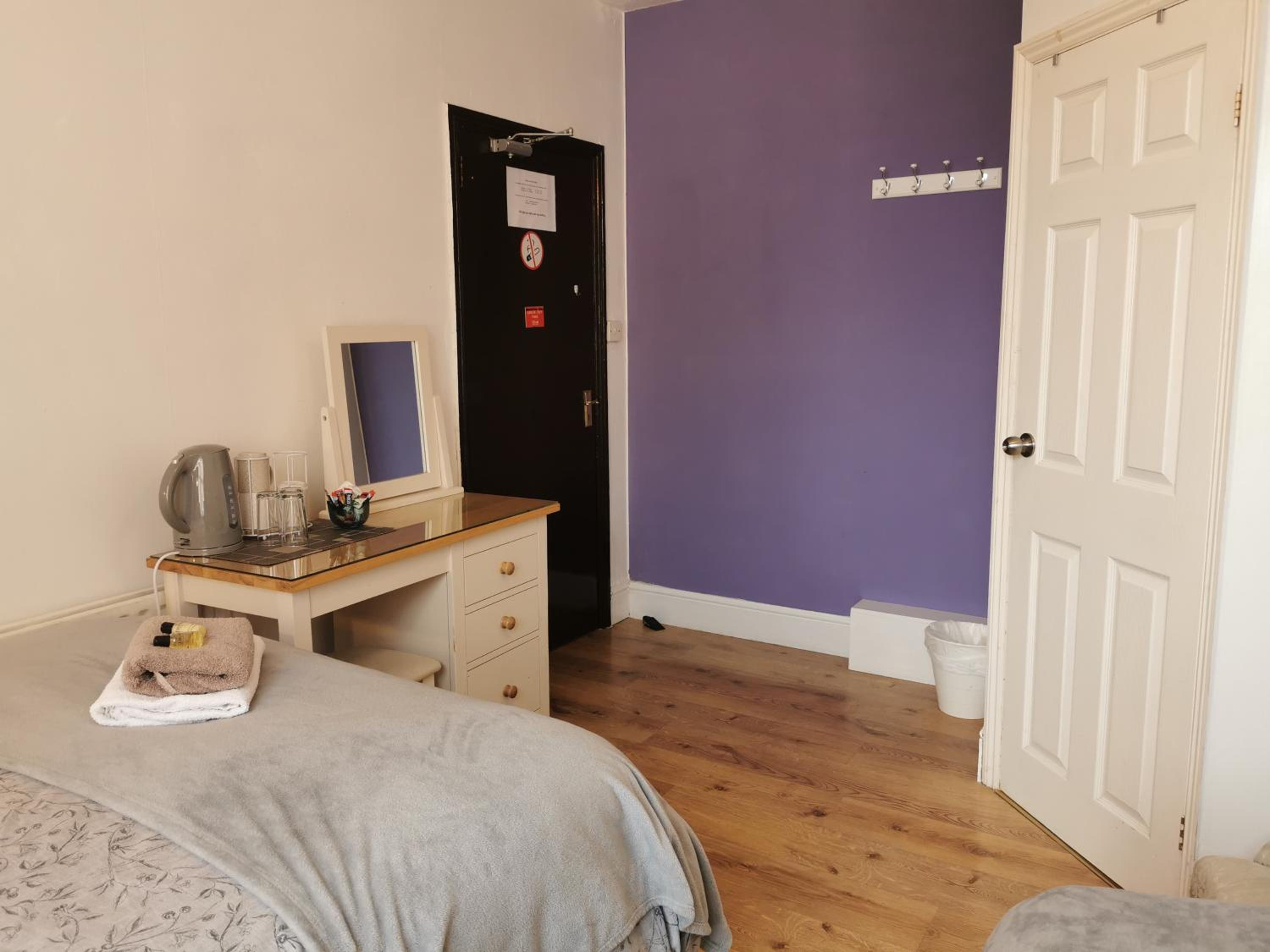 Adams Guest House