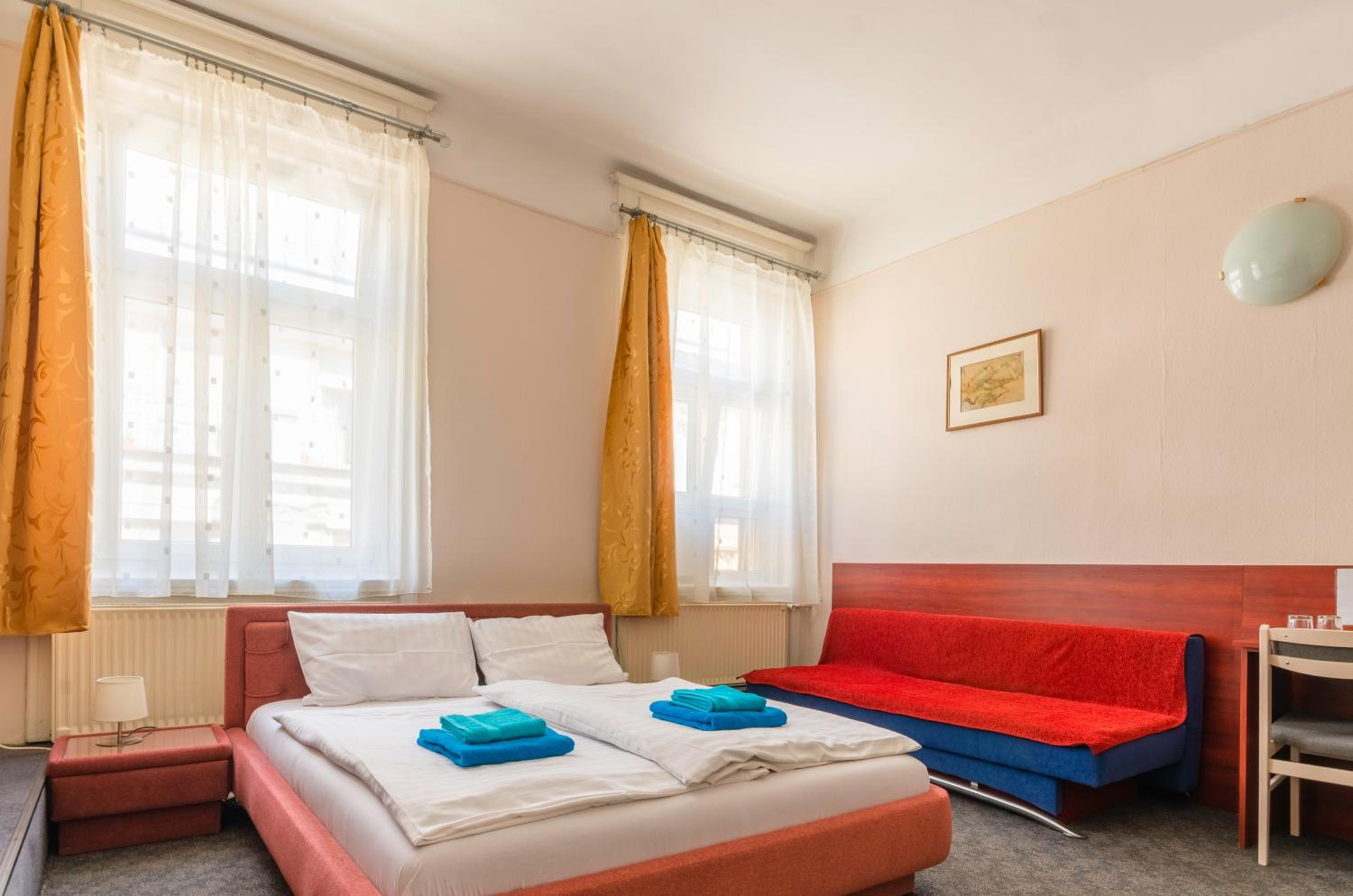 Eitans Guesthouse