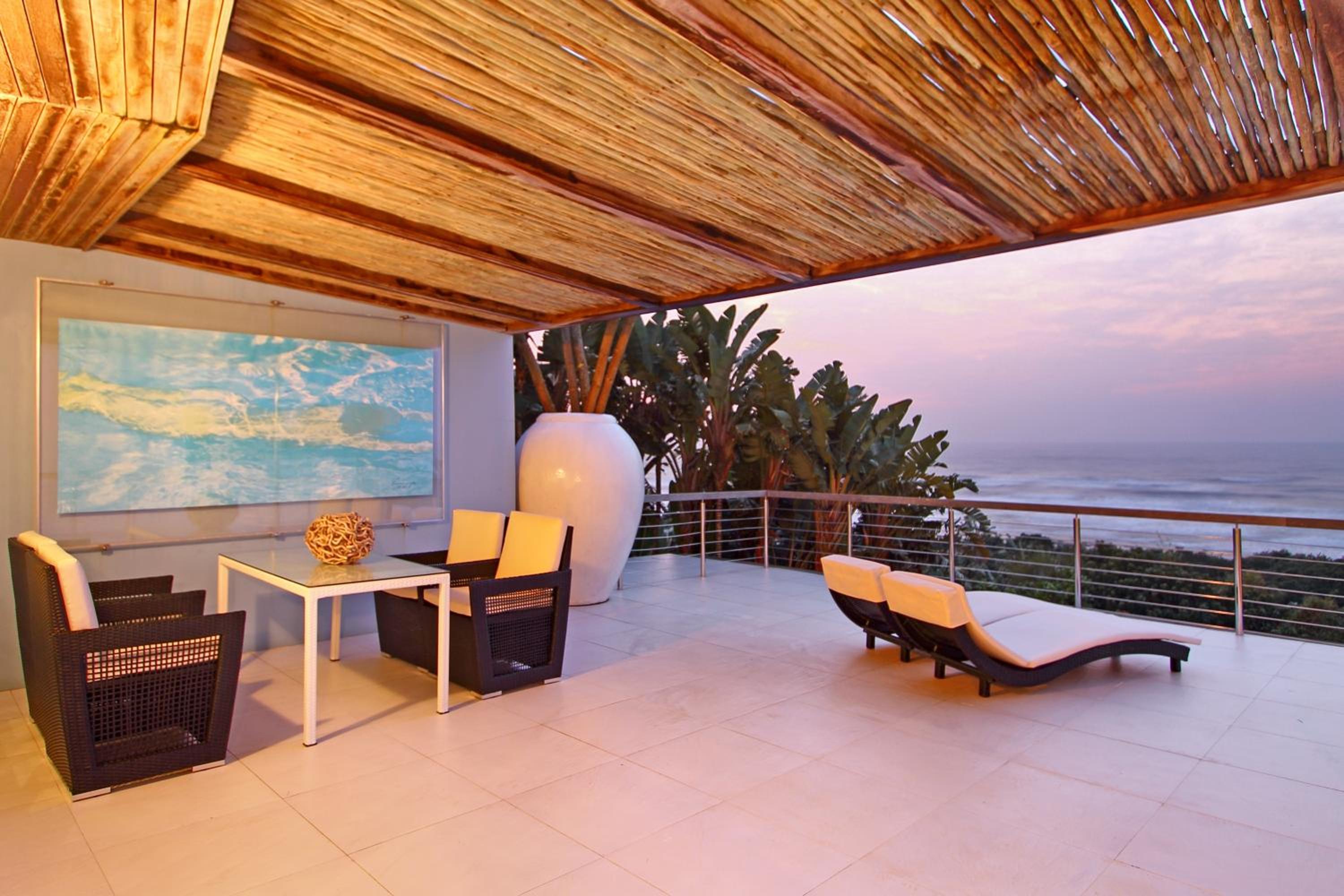 Hotel Days At Sea Beach Lodge - Image 1