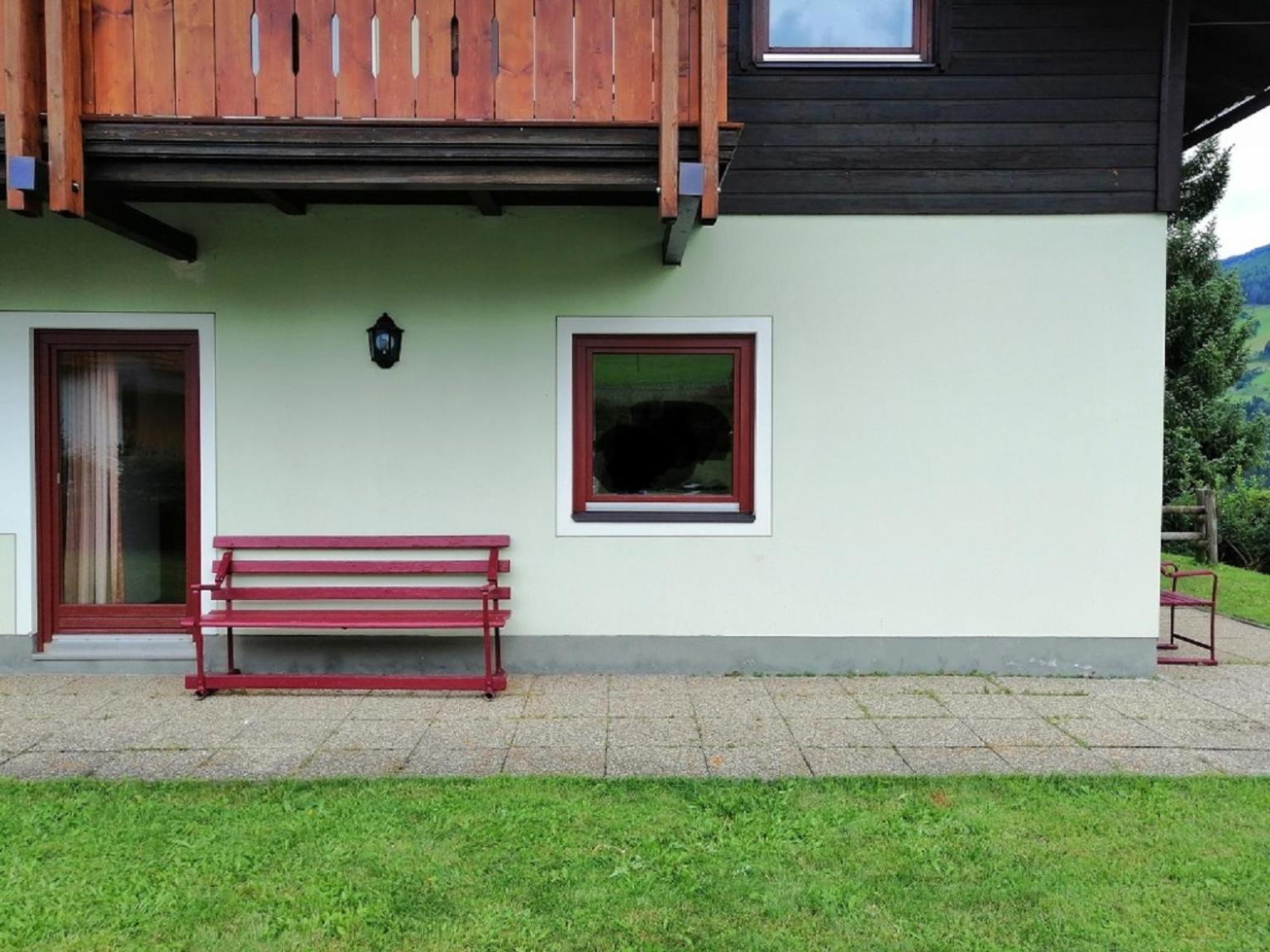 Zur sonnigen, eleganten Kuh