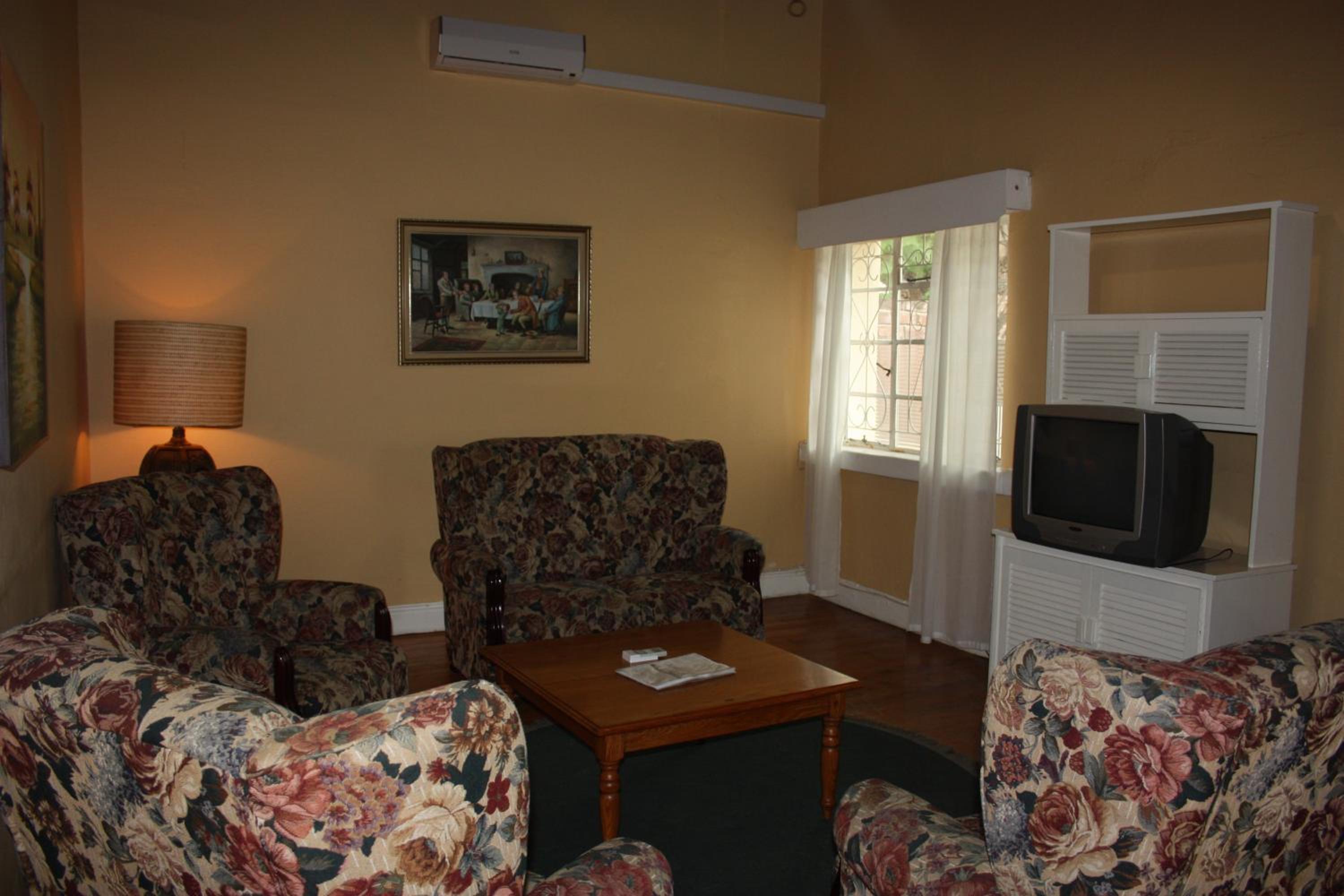 Karoopark Guest House, photo 101