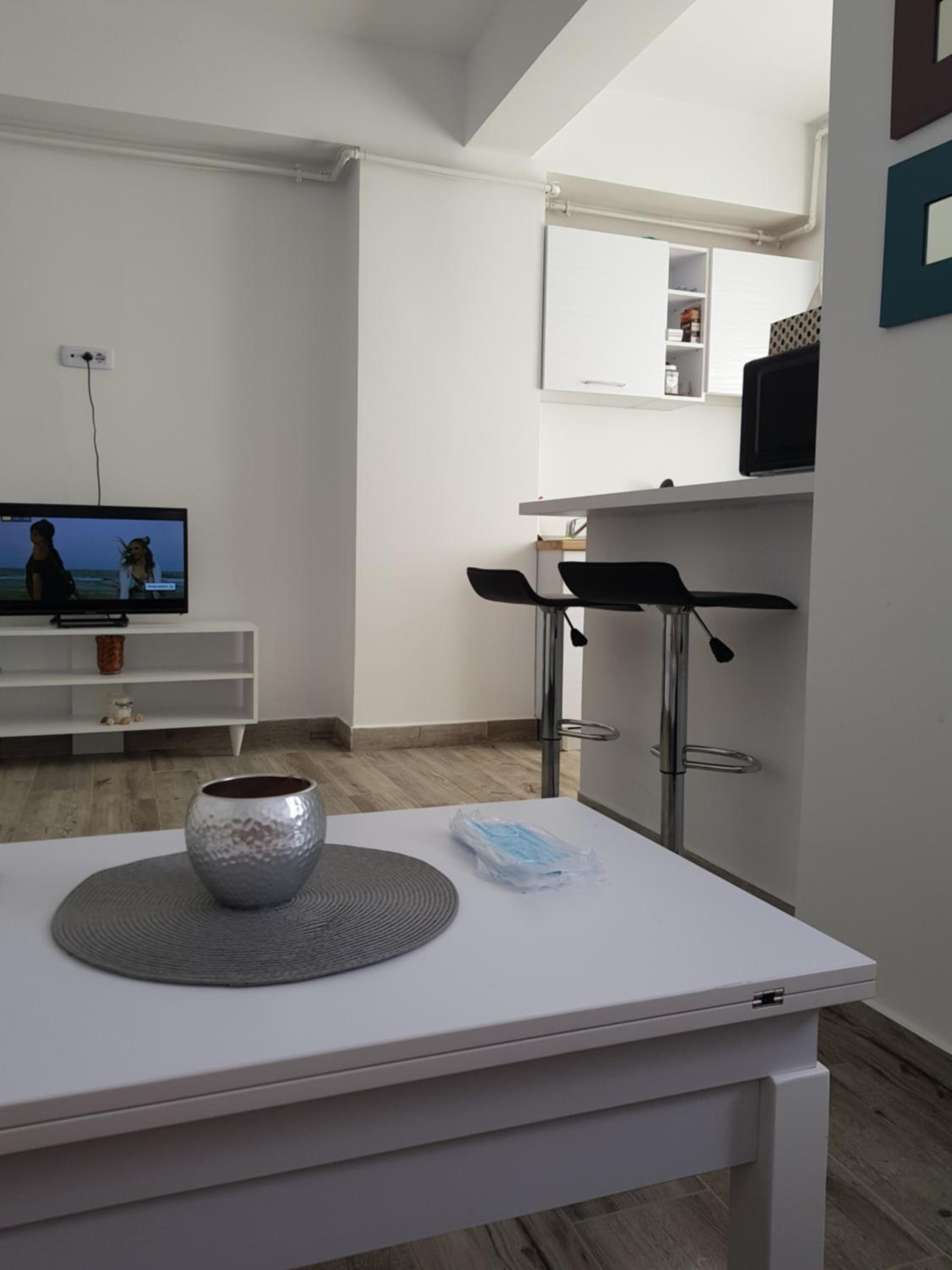 Moni apartment