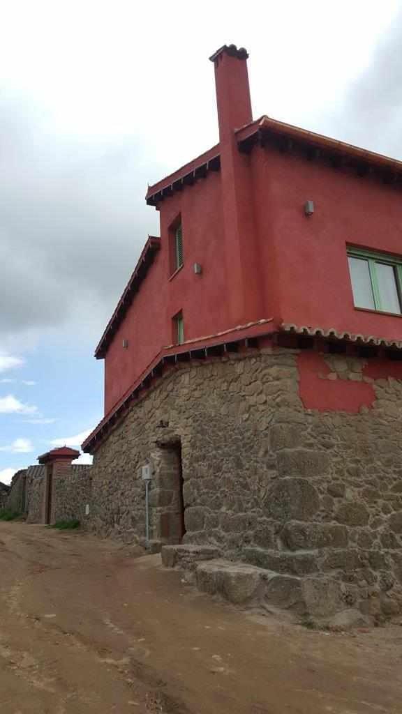 Casa Rural Rojo del Tietar view 3