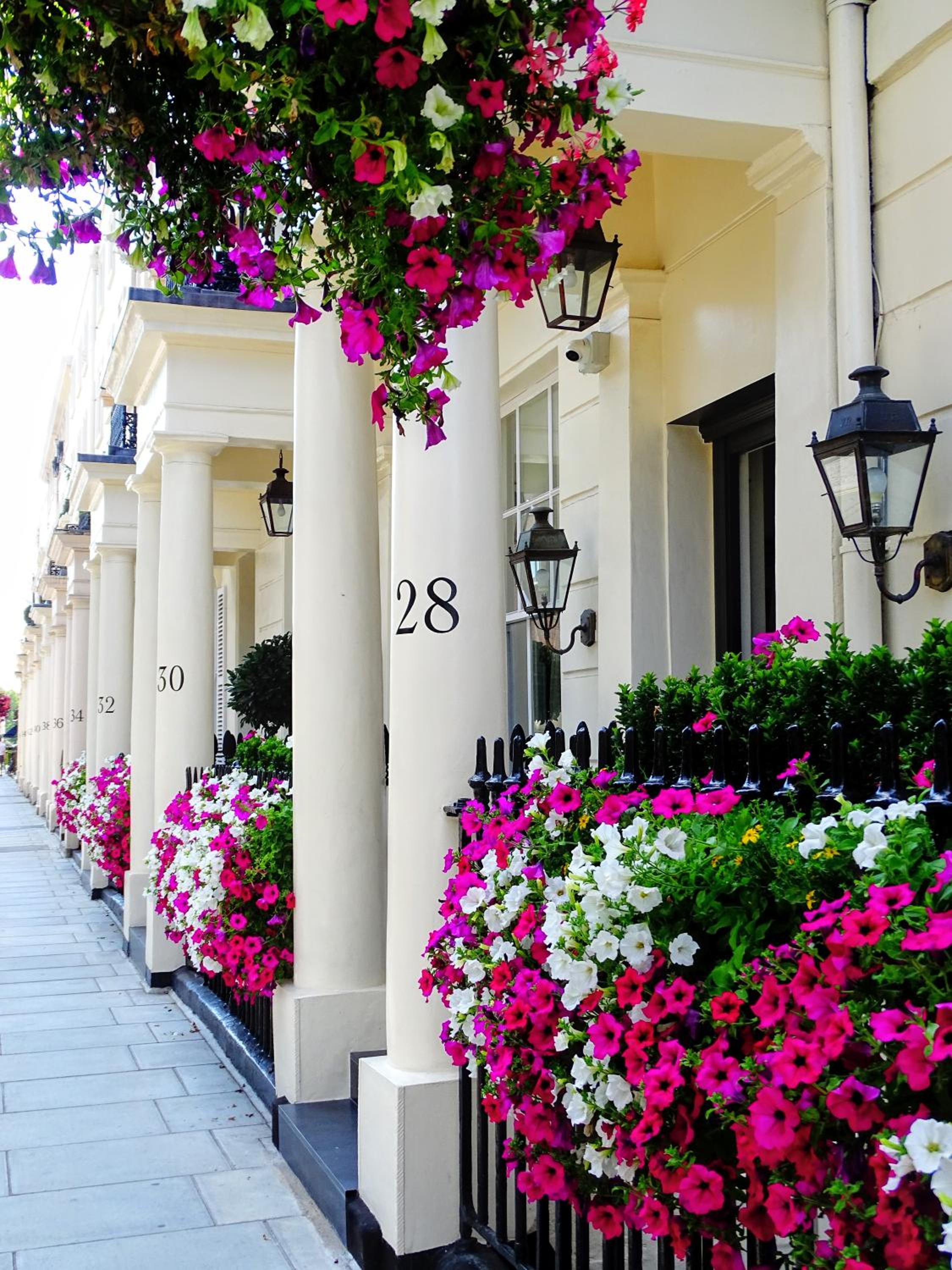 Tophams Hotel 93