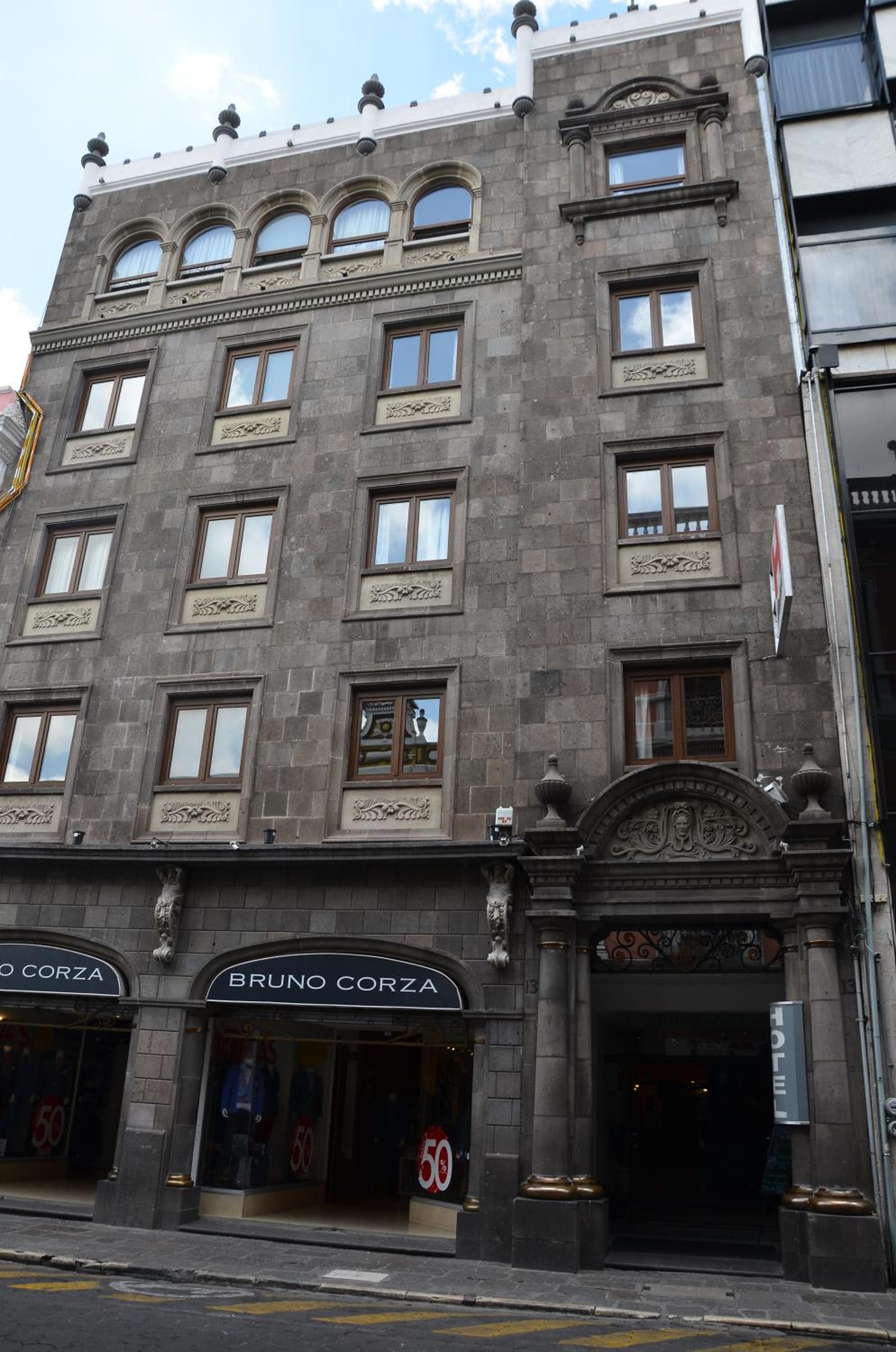 Hotel Palace Puebla - Image 1