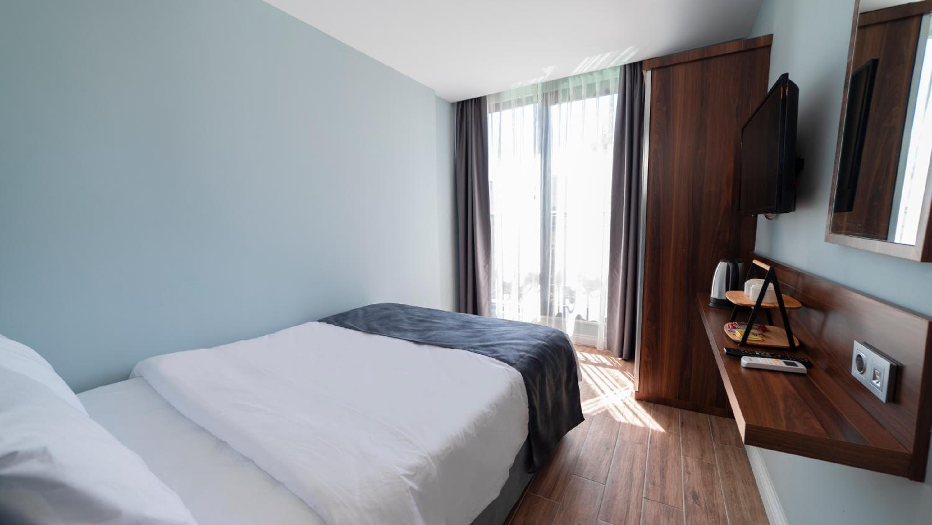 The Mori Club Hotel - Image 18