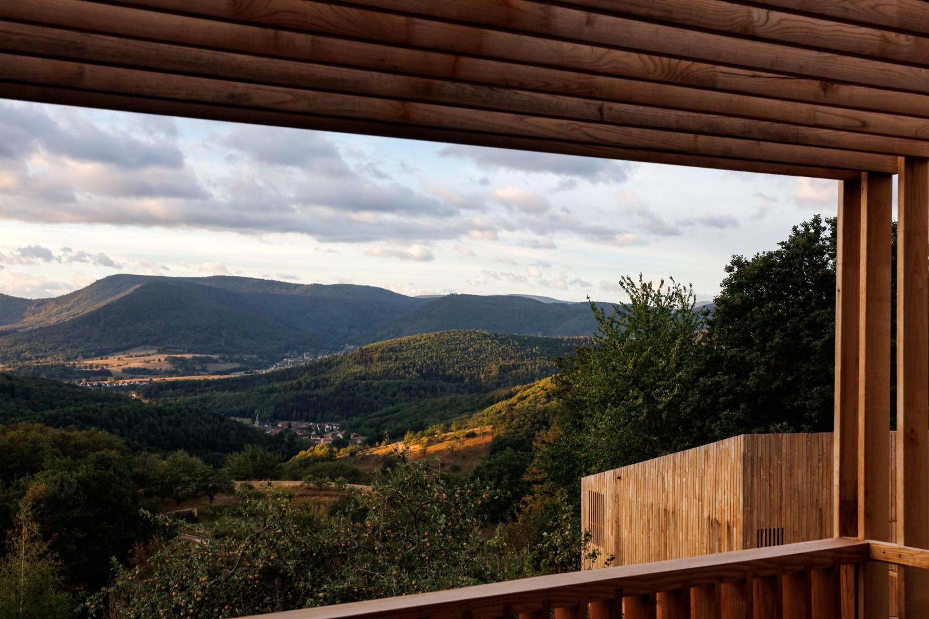 balcony