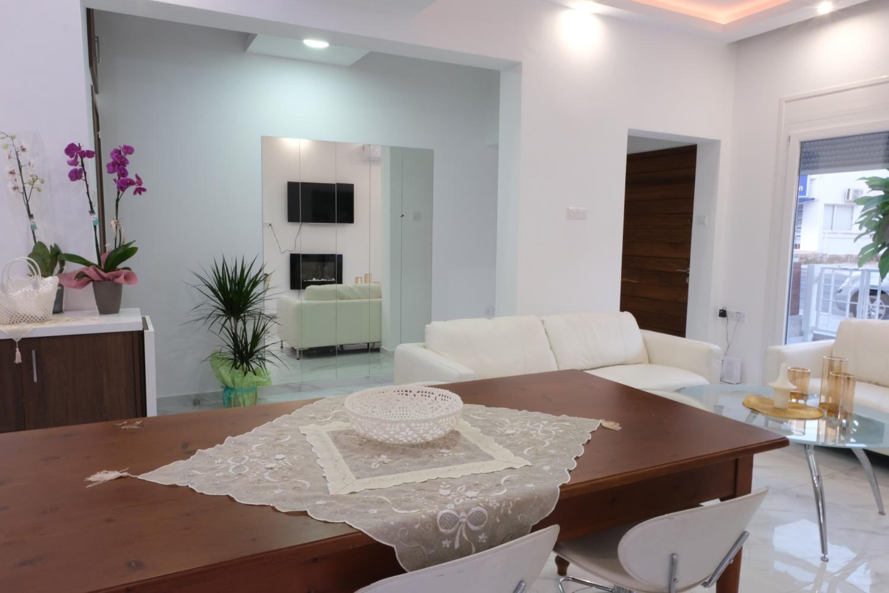 Luxury Fani House Next to Harbor area with Jacuzzi view 3