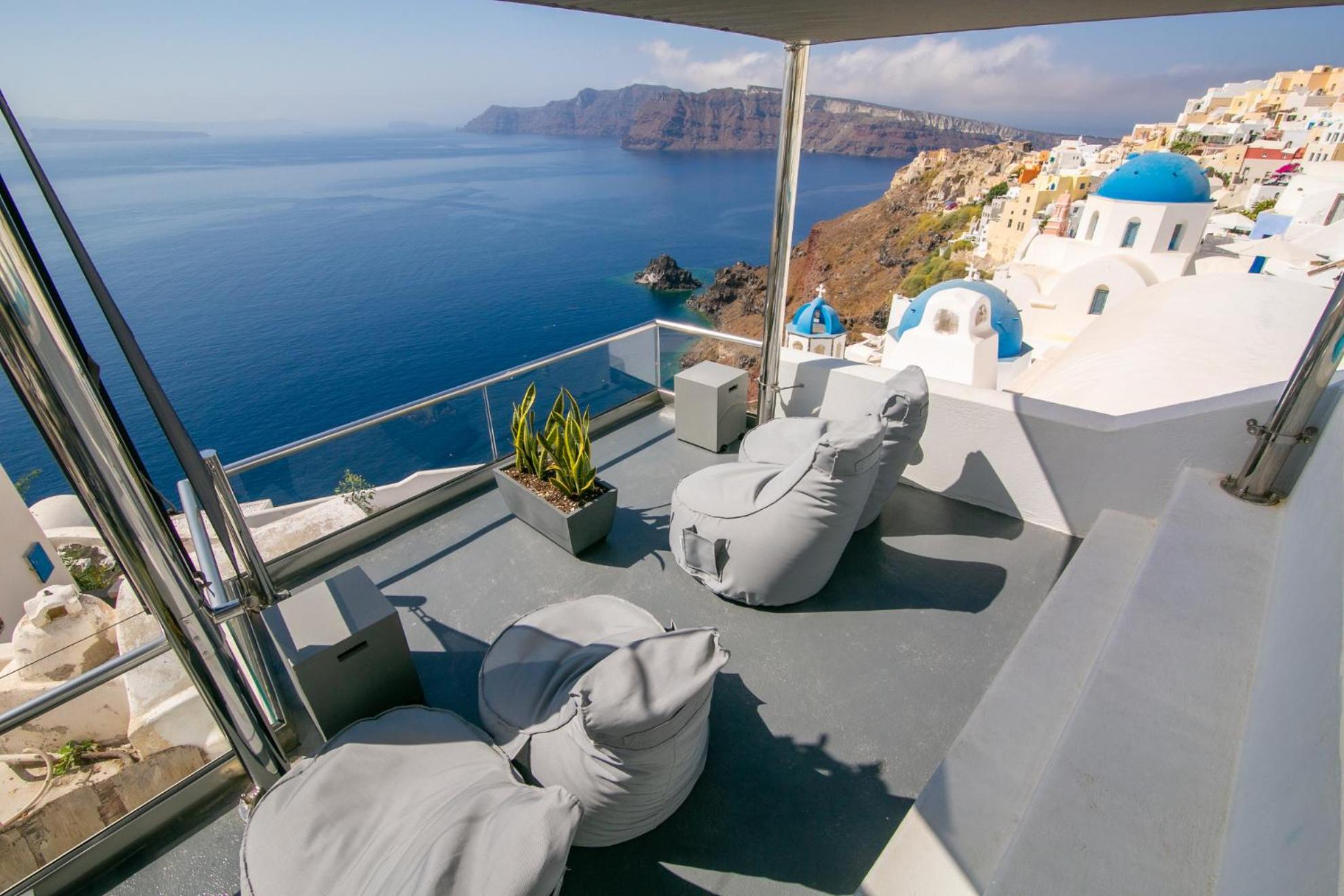 Oia Vacations - Theodora Suites - Property Image 18