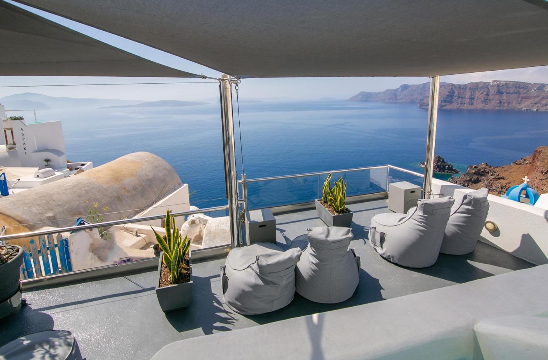 Oia Vacations - Theodora Suites - Property Image 39