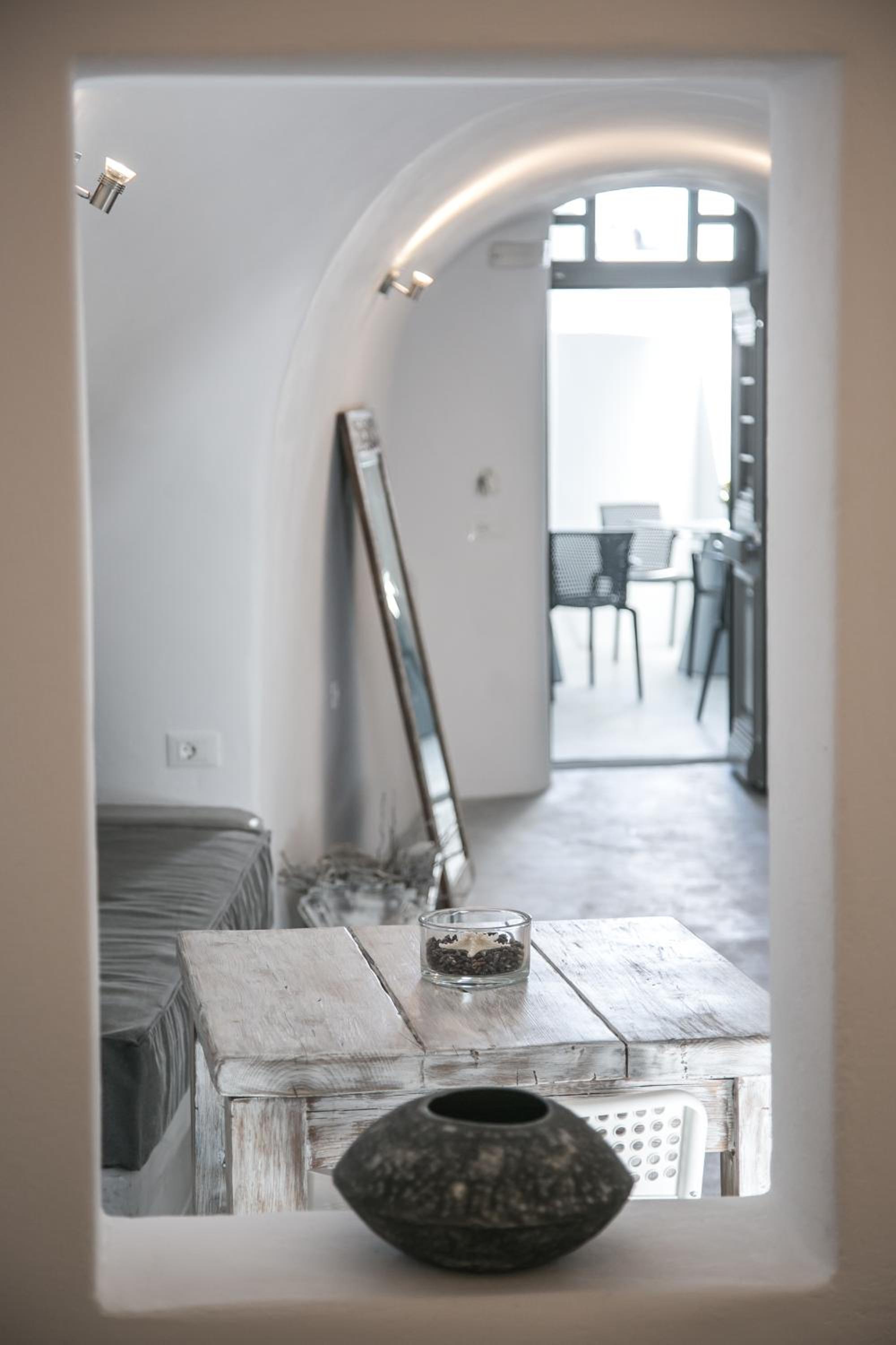 Oia Vacations - Theodora Suites - Property Image 33