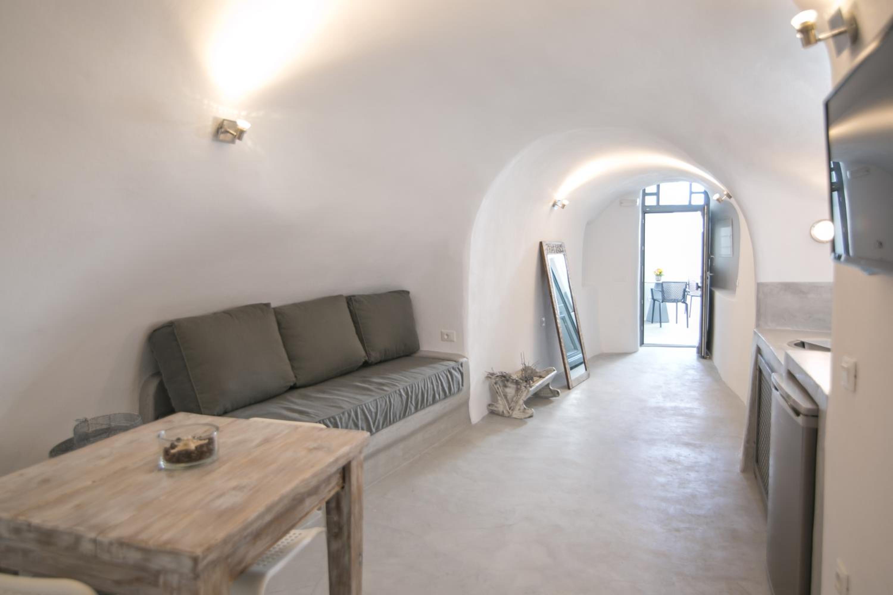 Oia Vacations - Theodora Suites - Property Image 38