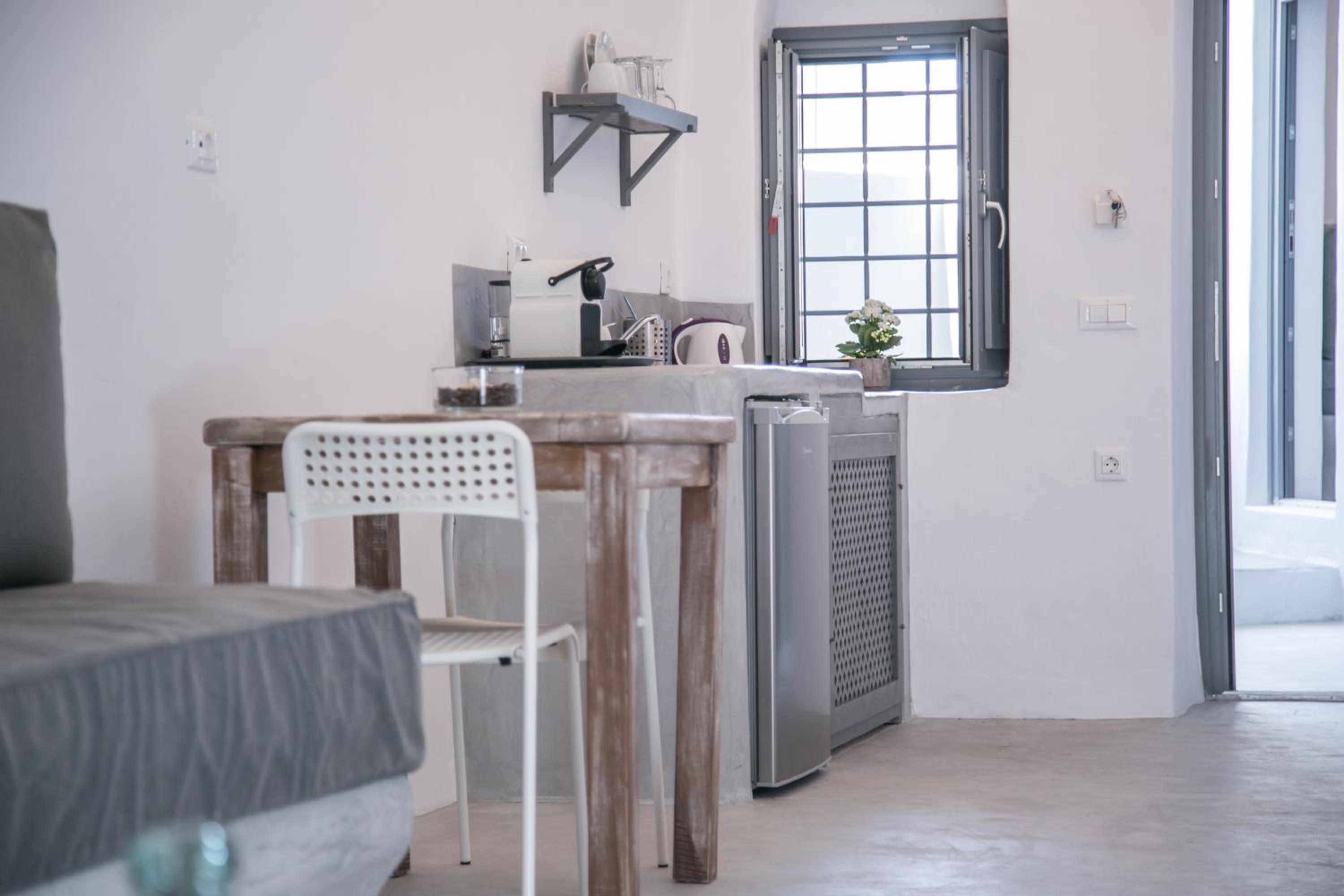 Oia Vacations - Theodora Suites - Property Image 14