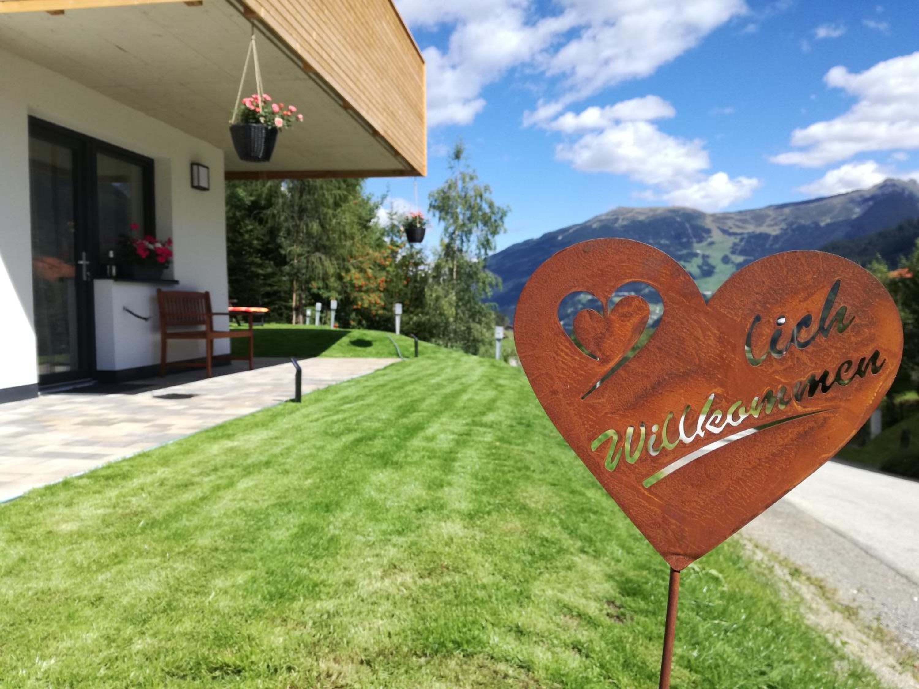 Bergperle Apartments & Mountain Sport view 4