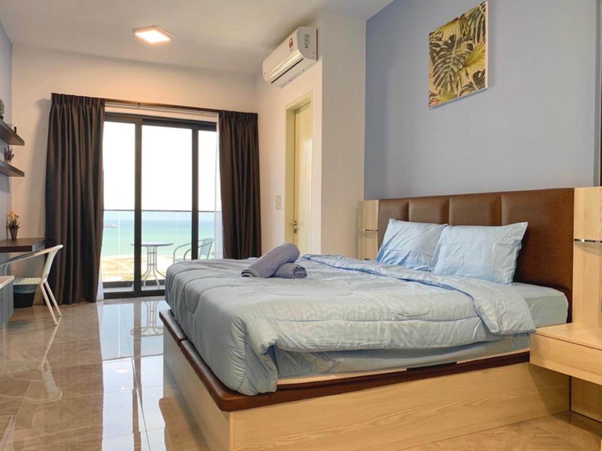 Imperio,Res - Warm -- Comfy -- Charming View photo 1