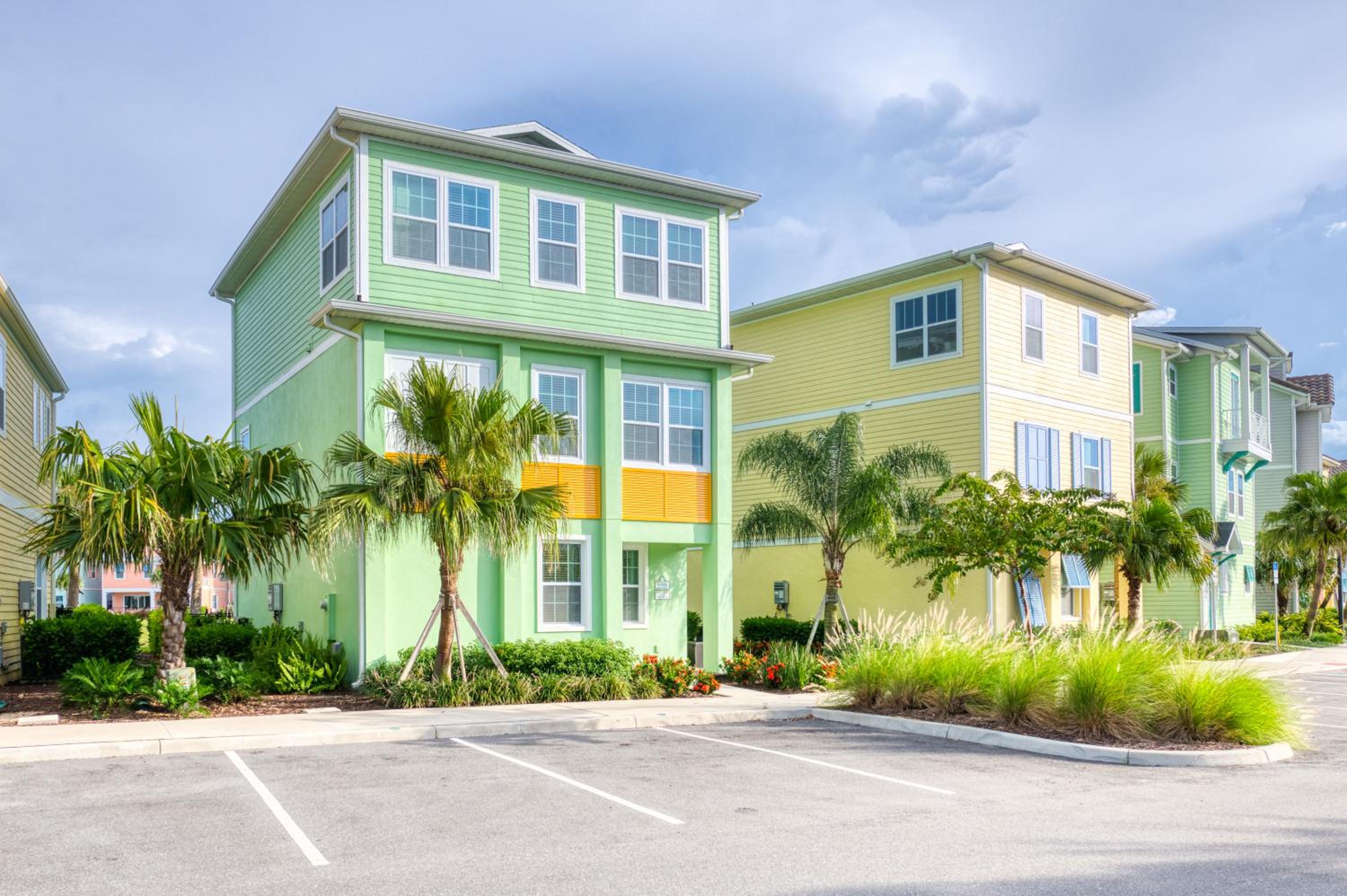Margaritaville Resort Orlando with H2O Waterpark