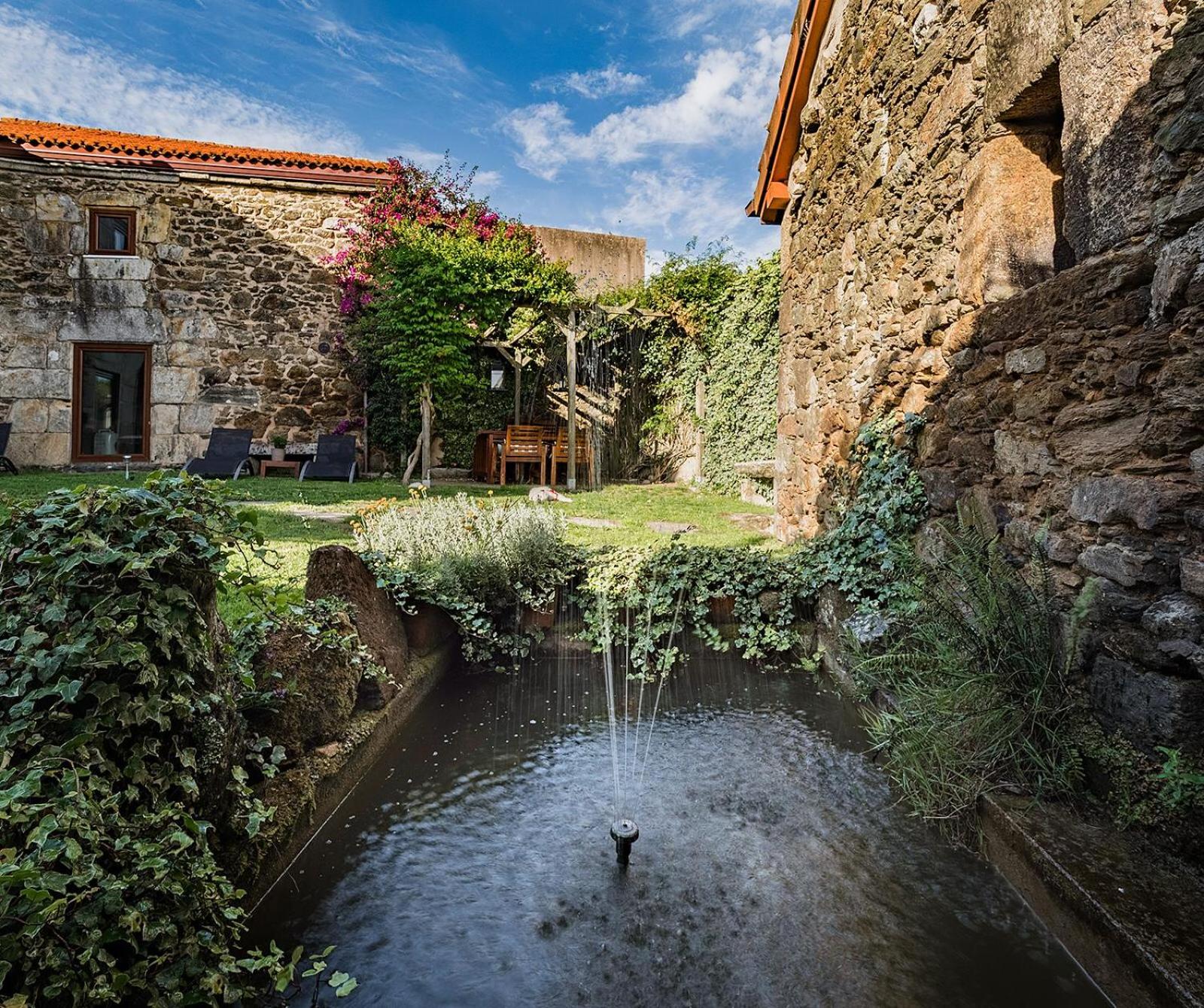 Pazo de Lemaio view 3
