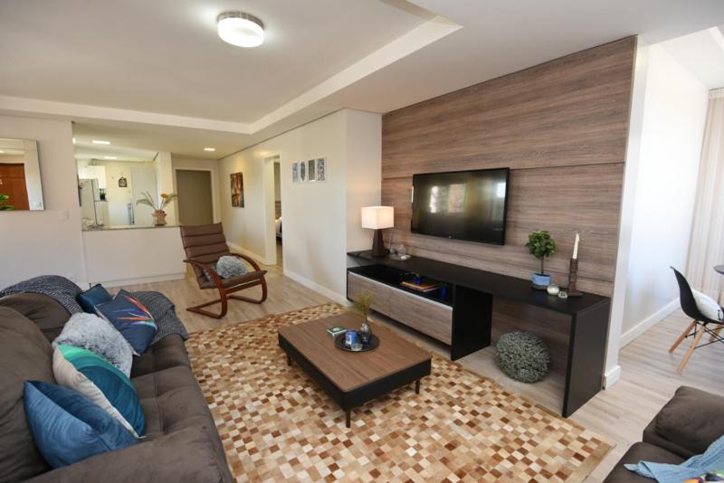APTO DE LUXO, 3 SUITES, 1 MASTER E 2 AMERICANAS, CENTRO 300mtos RUA COBERTA, GRAMADO view 3