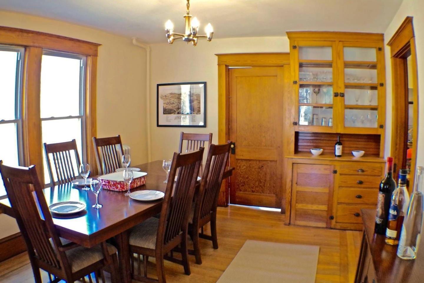 The Craftsman Farmhouse with Modern Flair