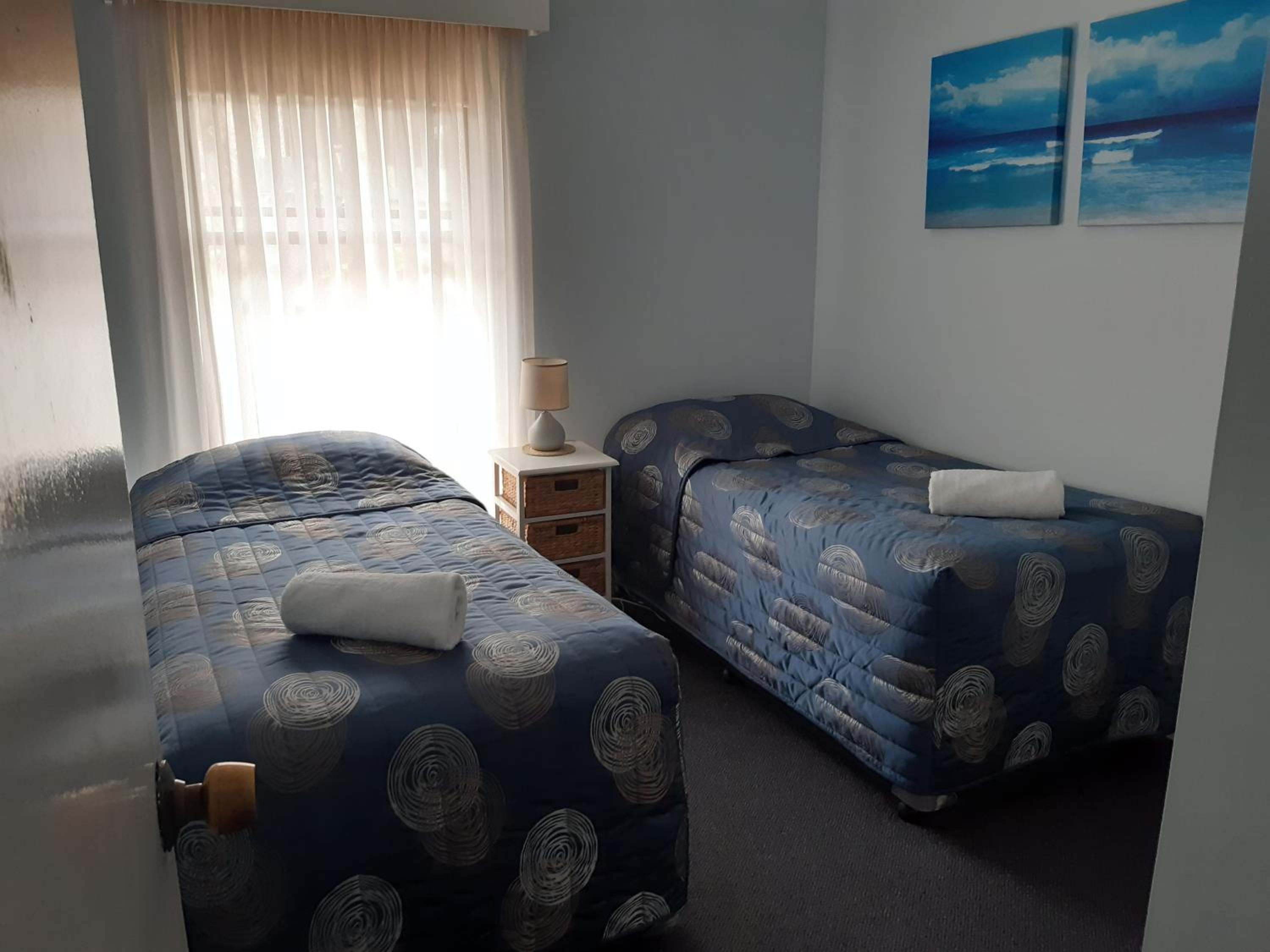 Dolphins Motel