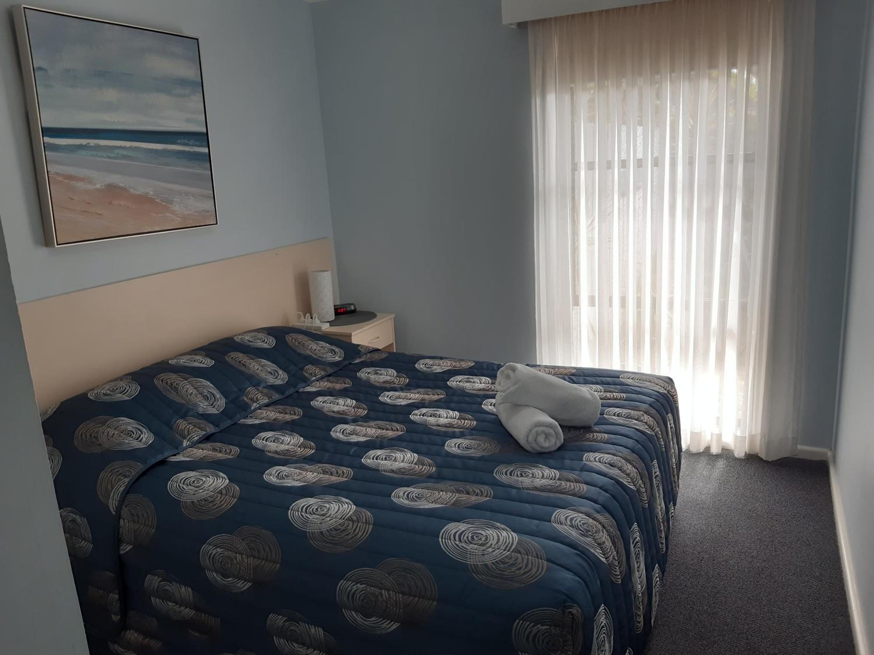 Dolphins Motel