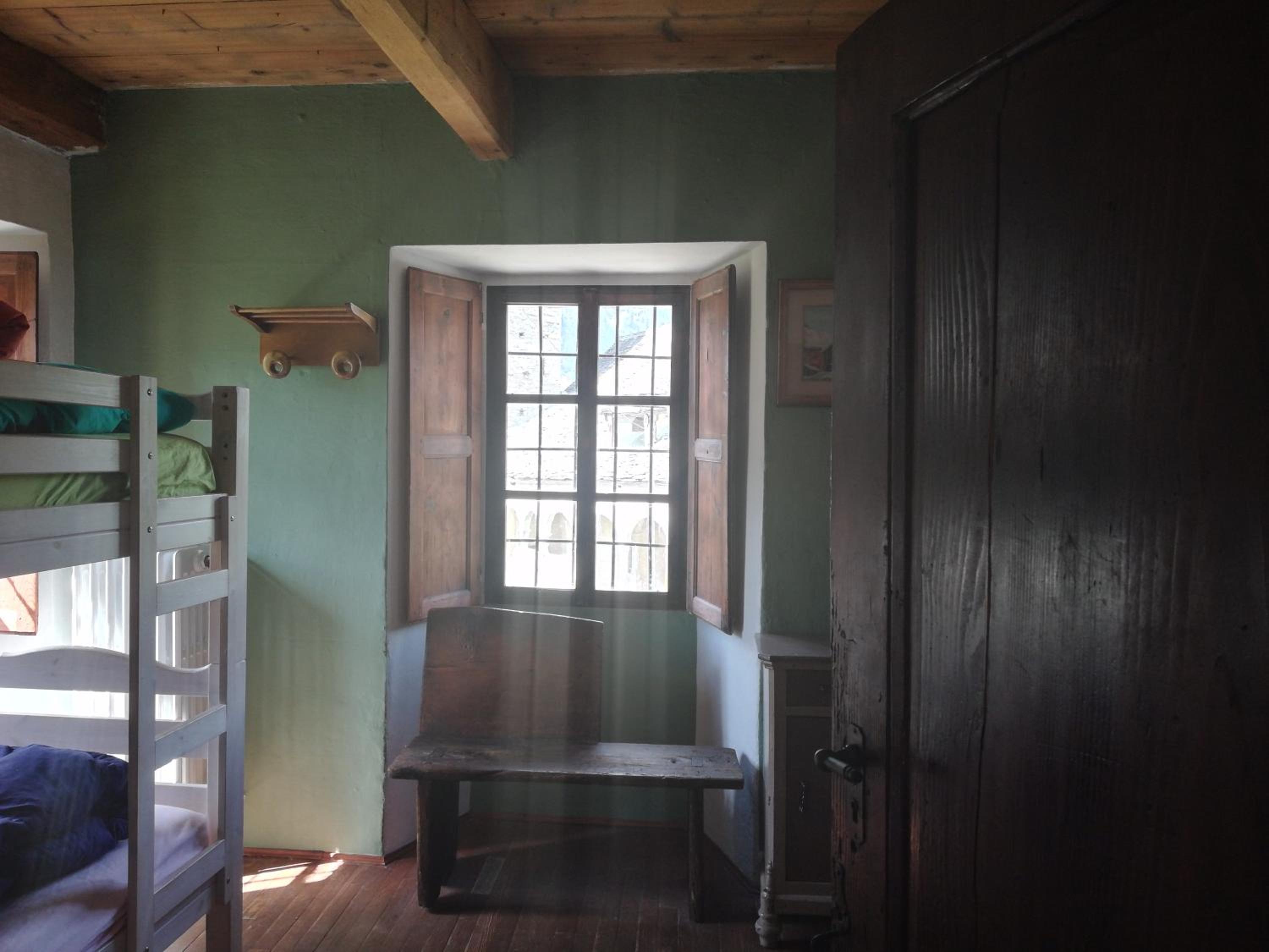 Photo 28