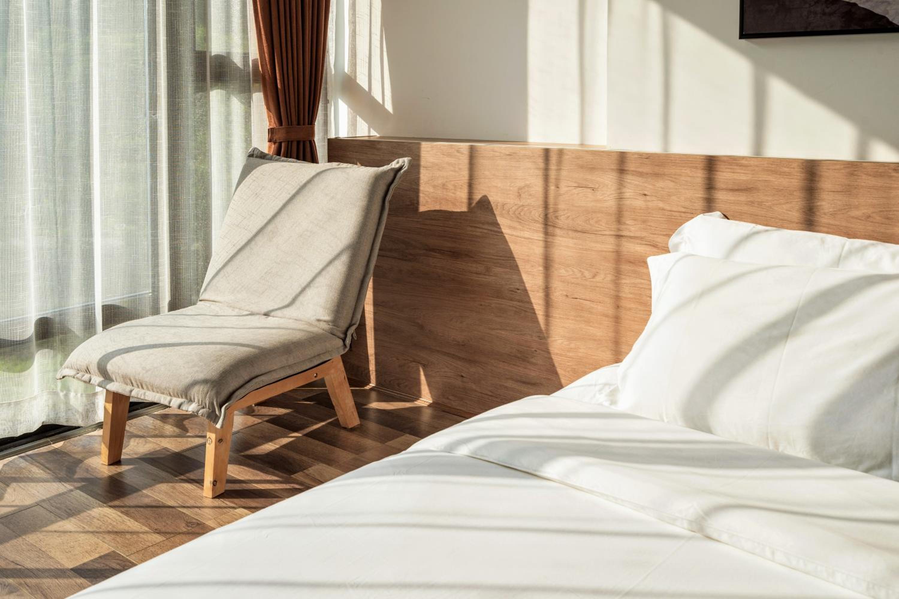 Whispering Mountains Boutique Hotel