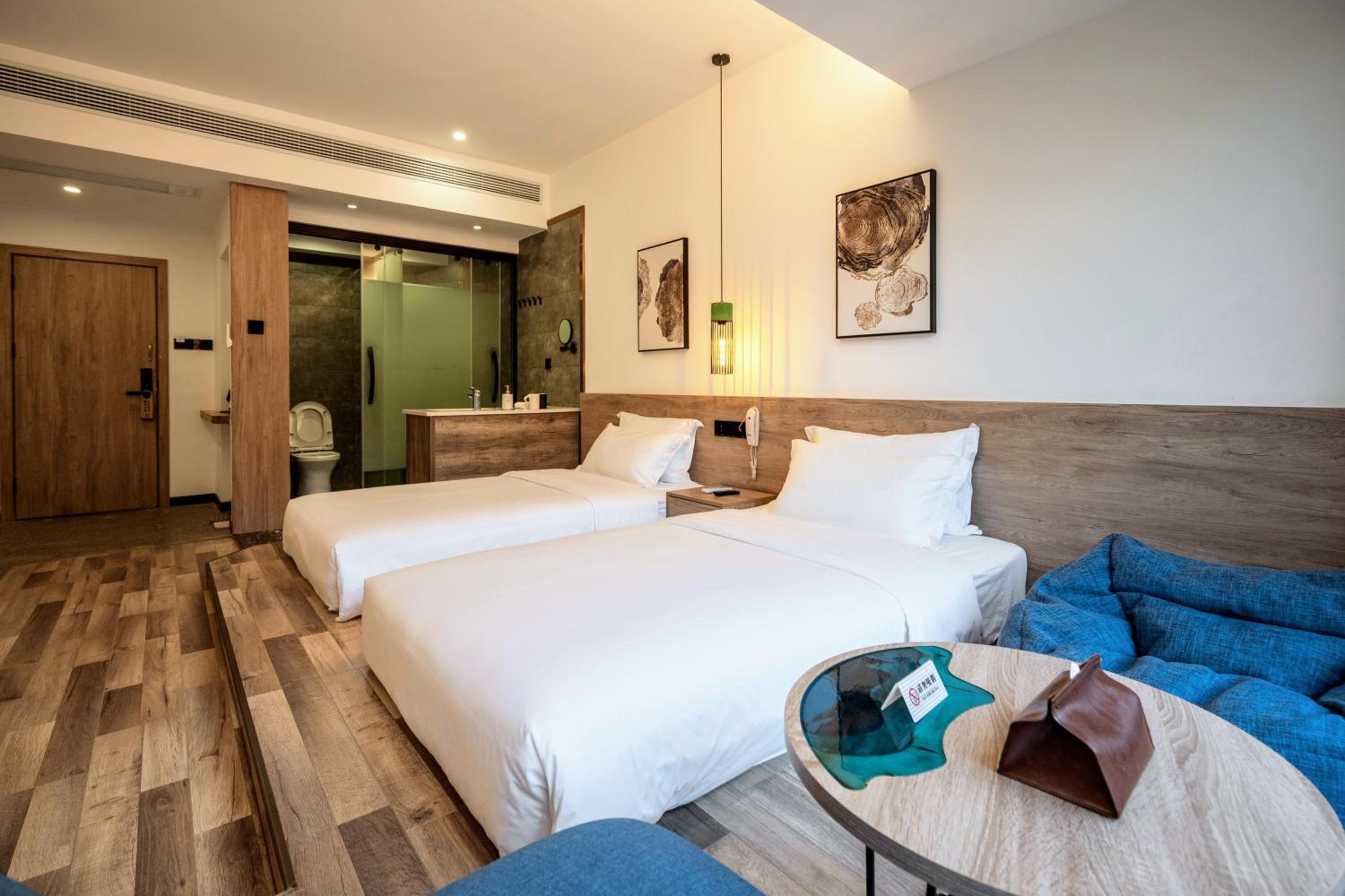 Whispering Mountains Boutique Hotel