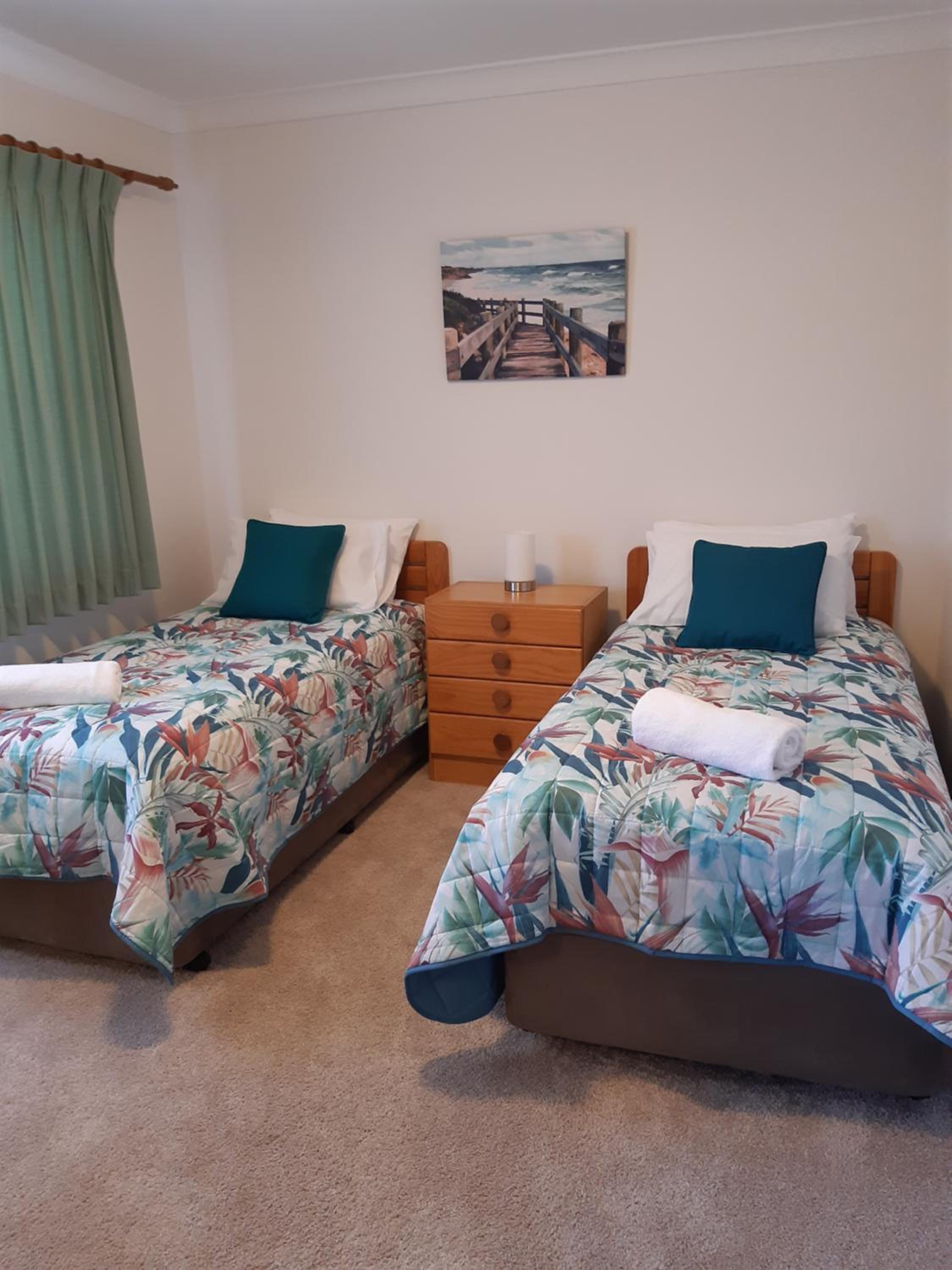 Dolphins Motel