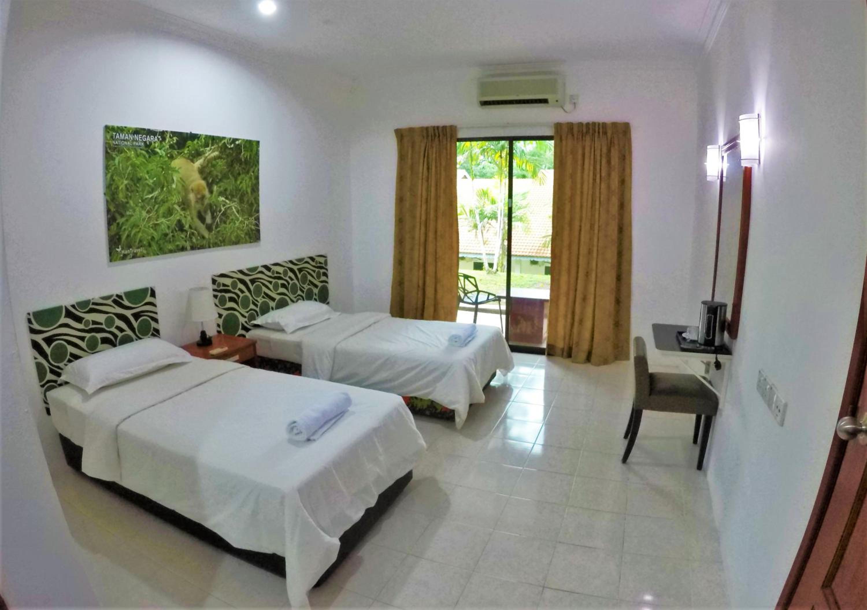 Xcape Resort Taman Negara photo 2