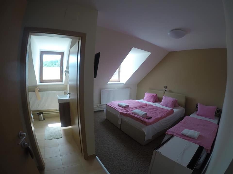 Photo 40