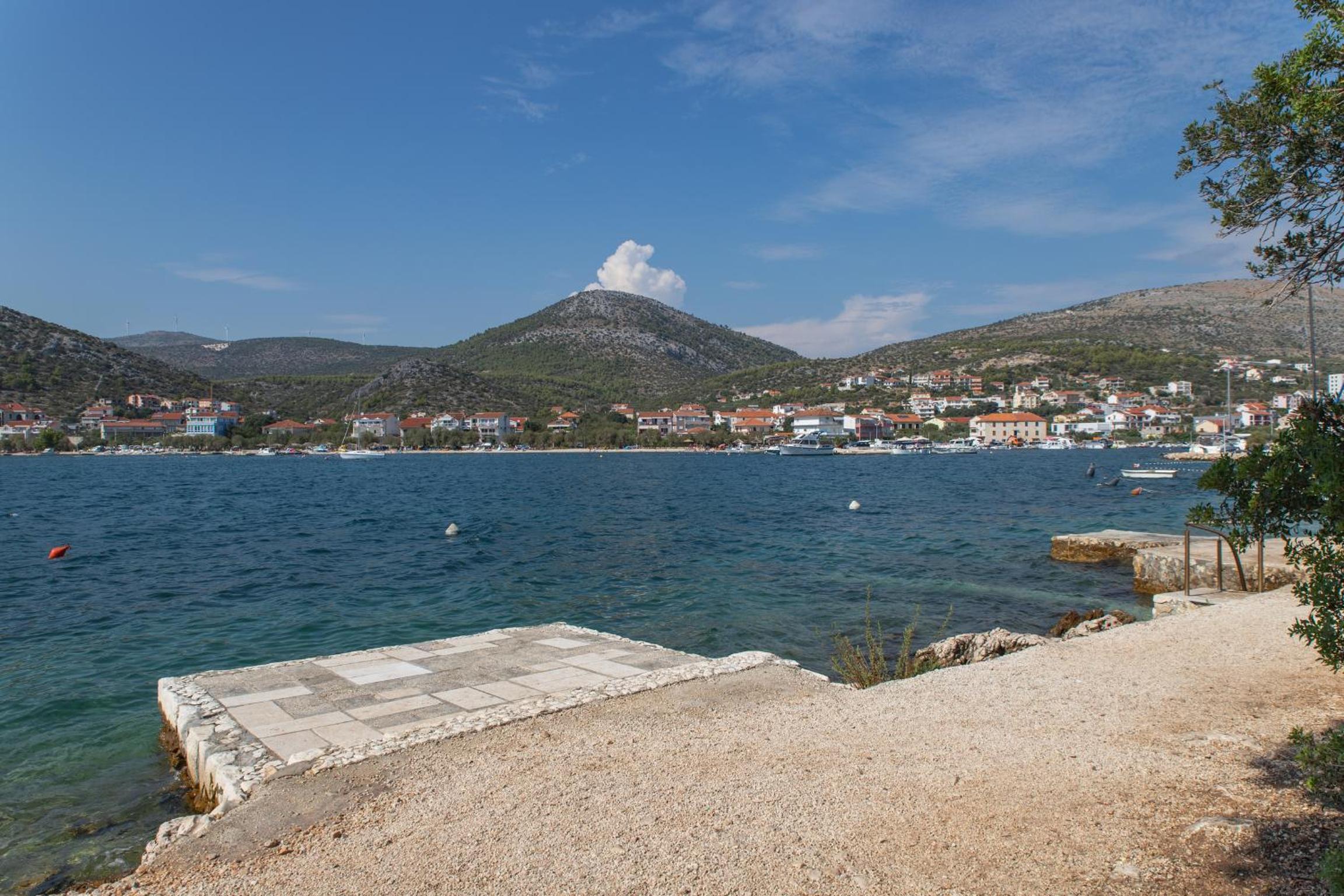 Holiday Home Luna view 4