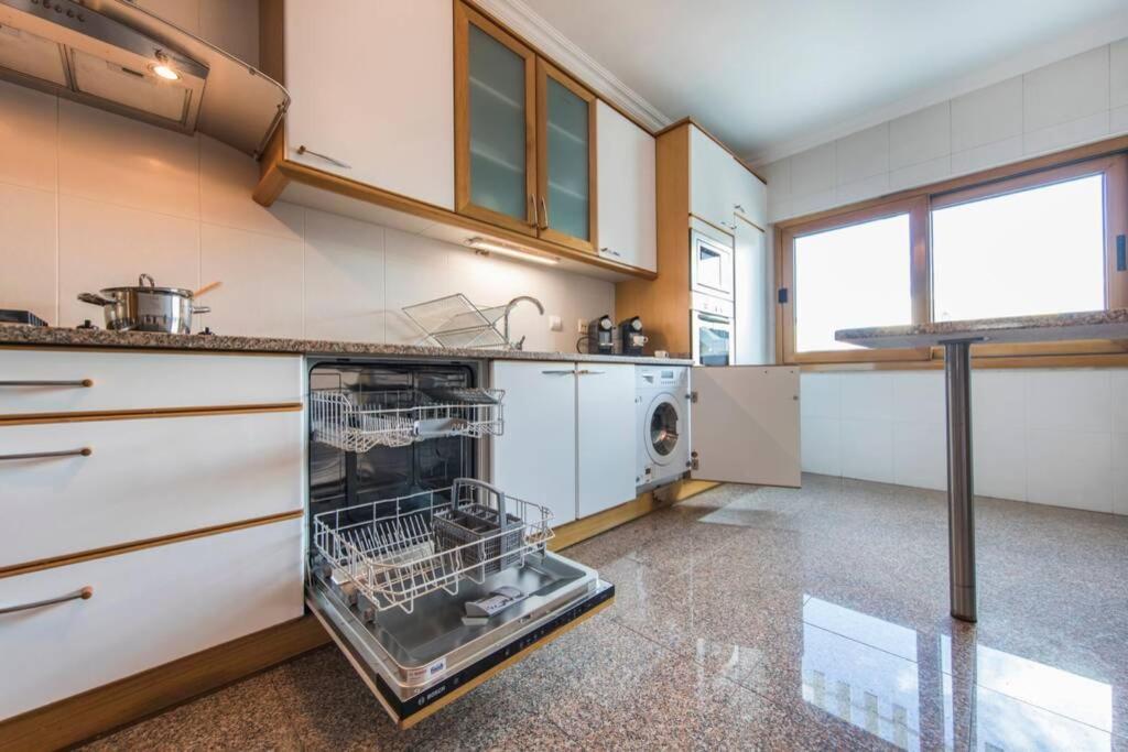 2 Bedroom with Garage Family Wonder view 5