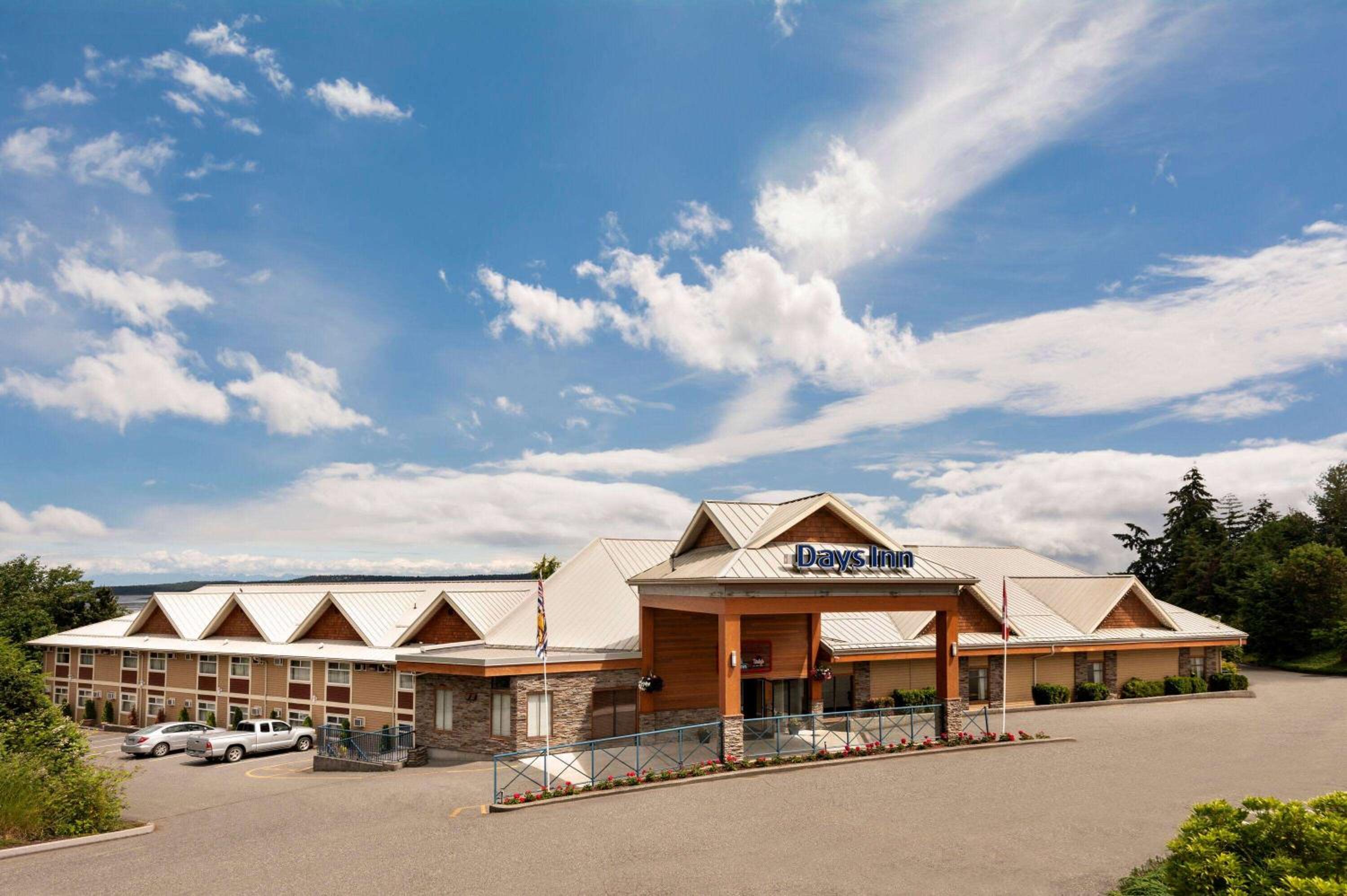 Nanaimo Vacations - Days Inn by Wyndham Nanaimo - Property Image 1