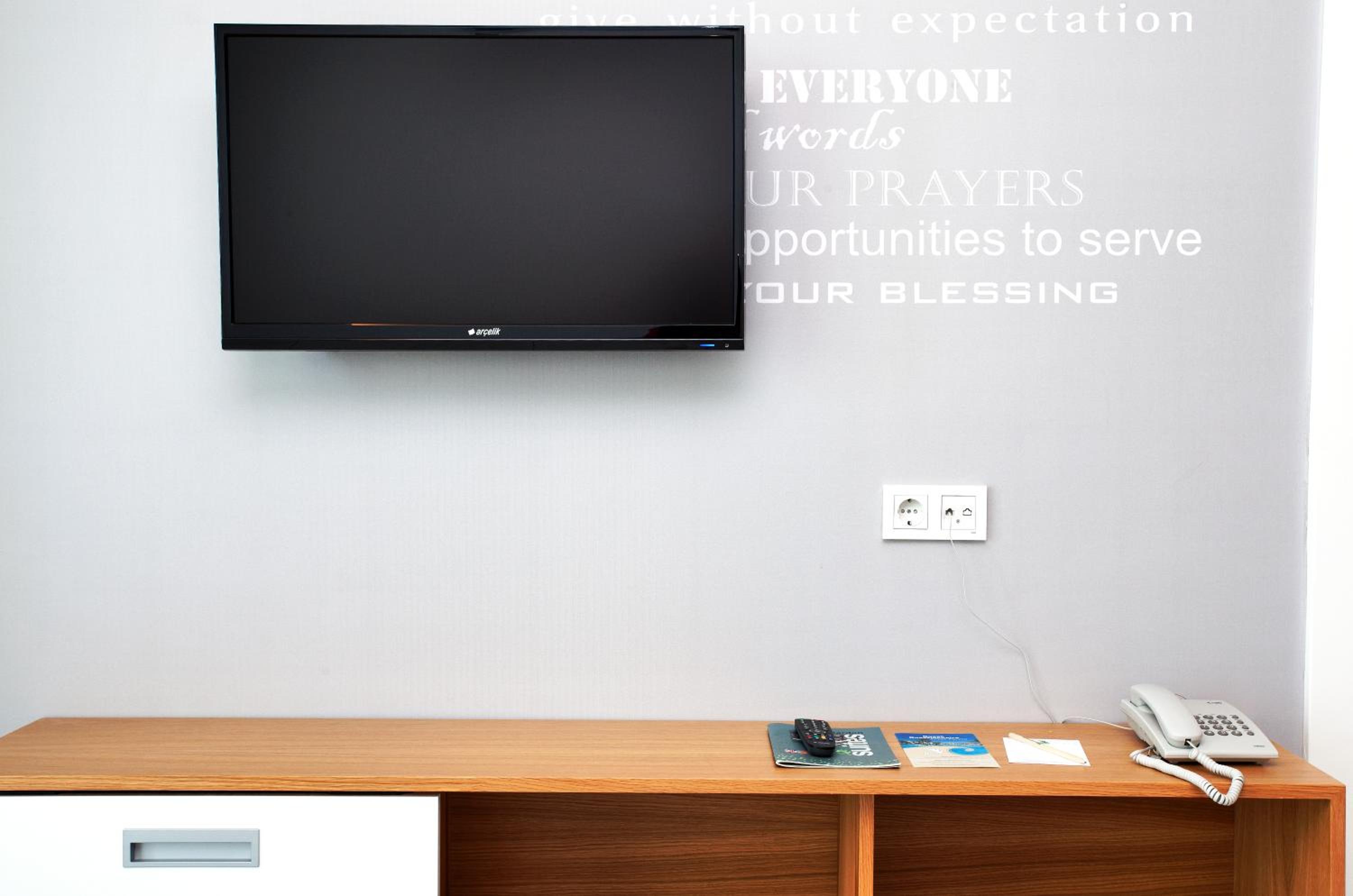 Green Garden Suites Hotel - Image 6