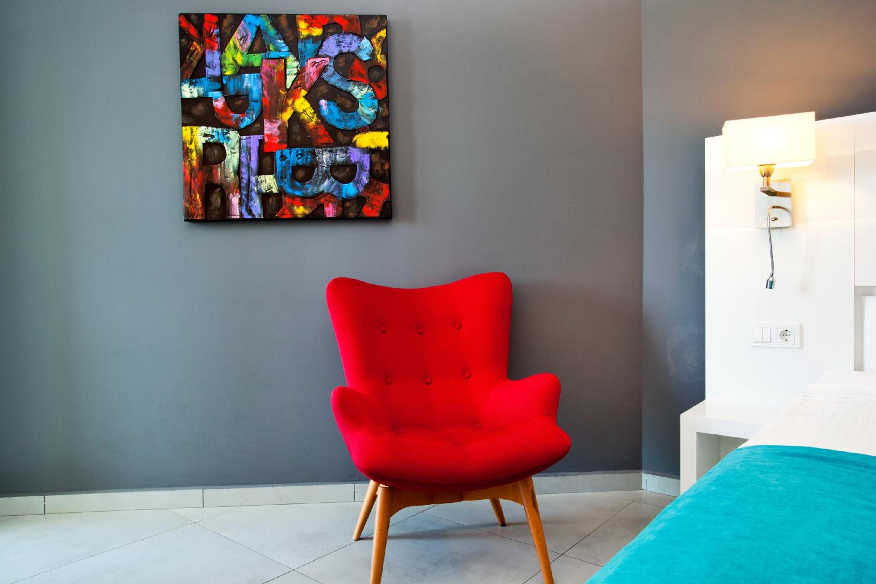 Green Garden Suites Hotel - Image 9