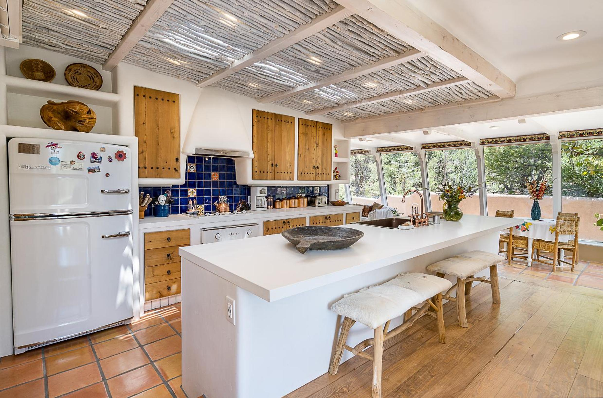 Luxury Private Villa in Santa Fe view 4