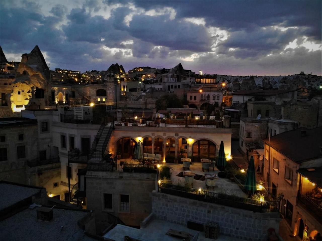 Caftan Cave Suites - Image 119