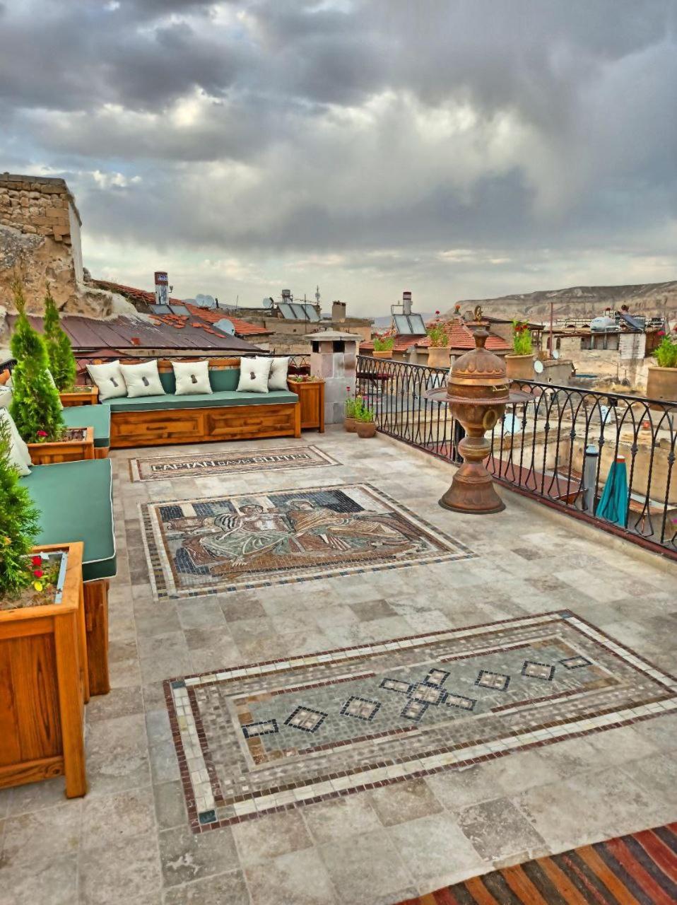 Caftan Cave Suites - Image 78