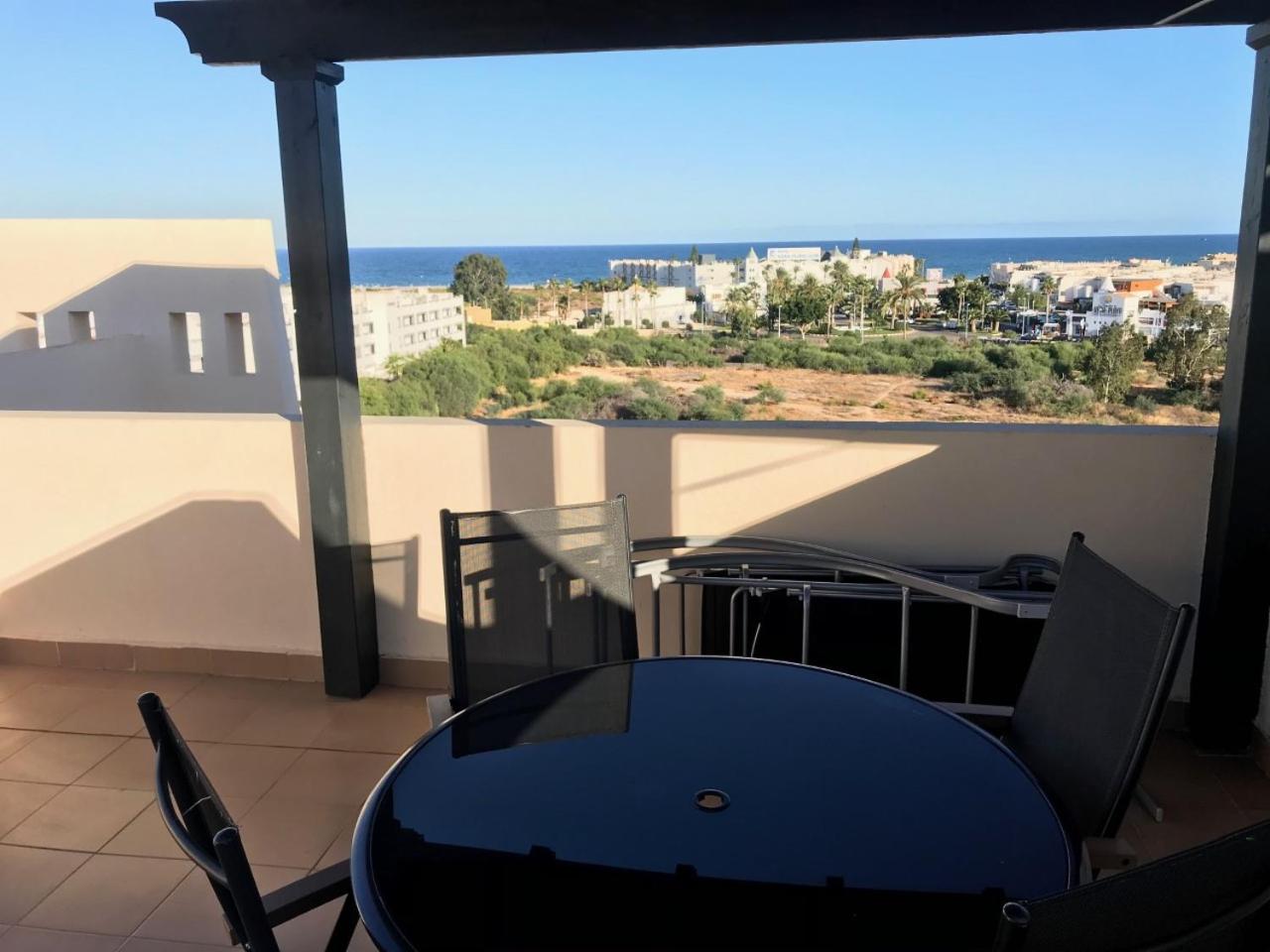 Atico con piscina privada y vistas al mar — photo 5