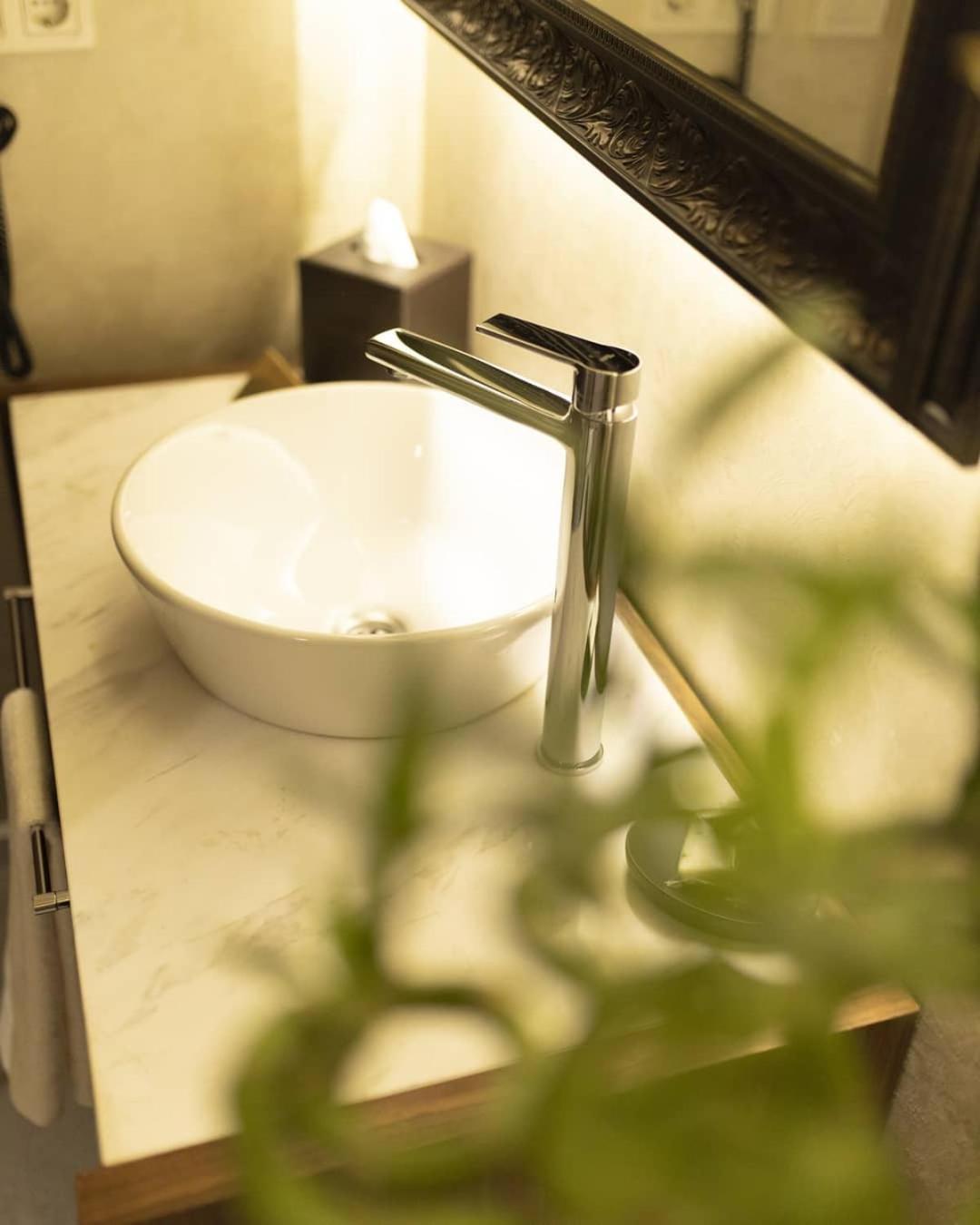 Tonight Port Otel - Image 35