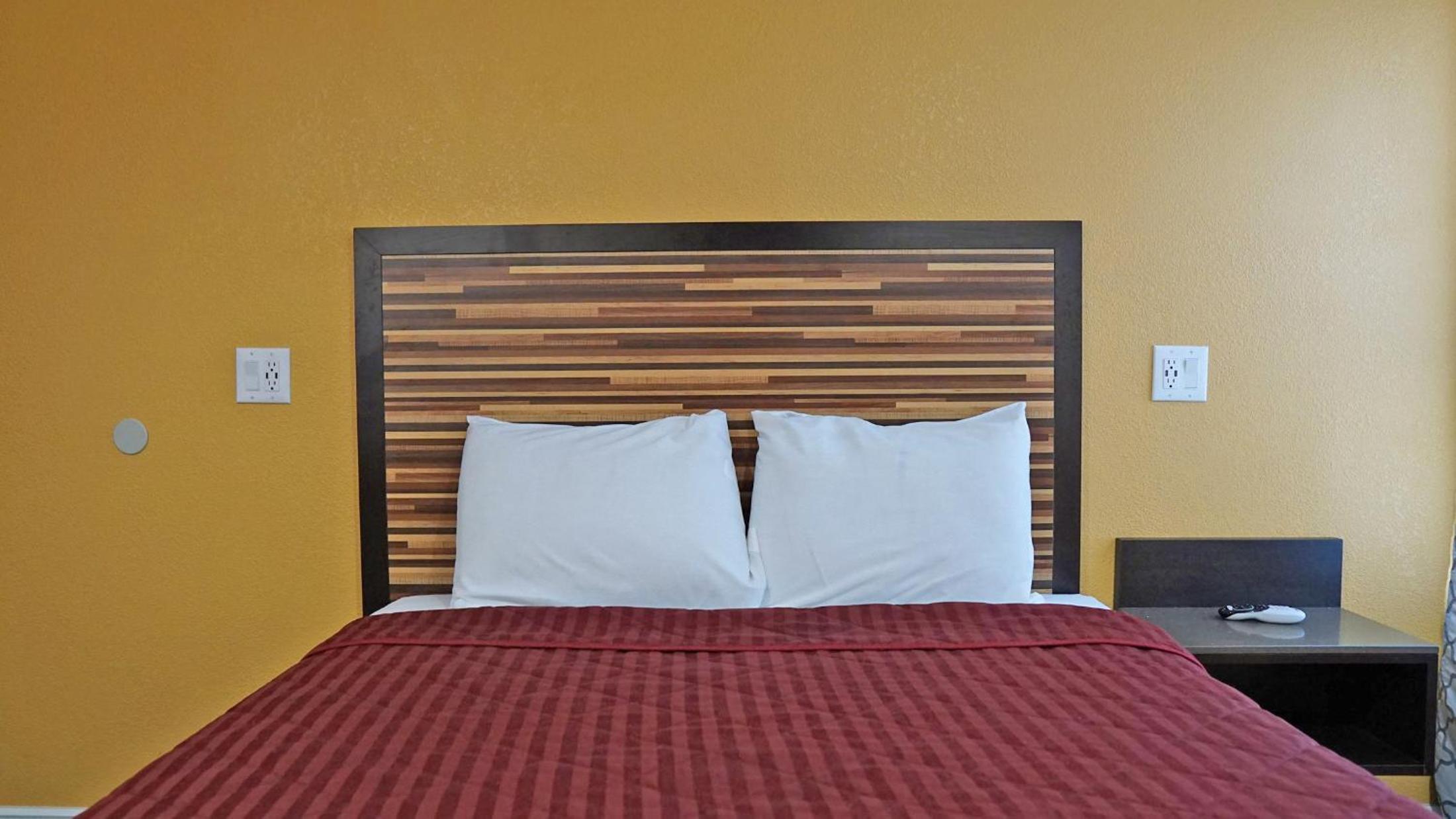 Holly Crest Hotel - Los Angeles, LAX Airport 5