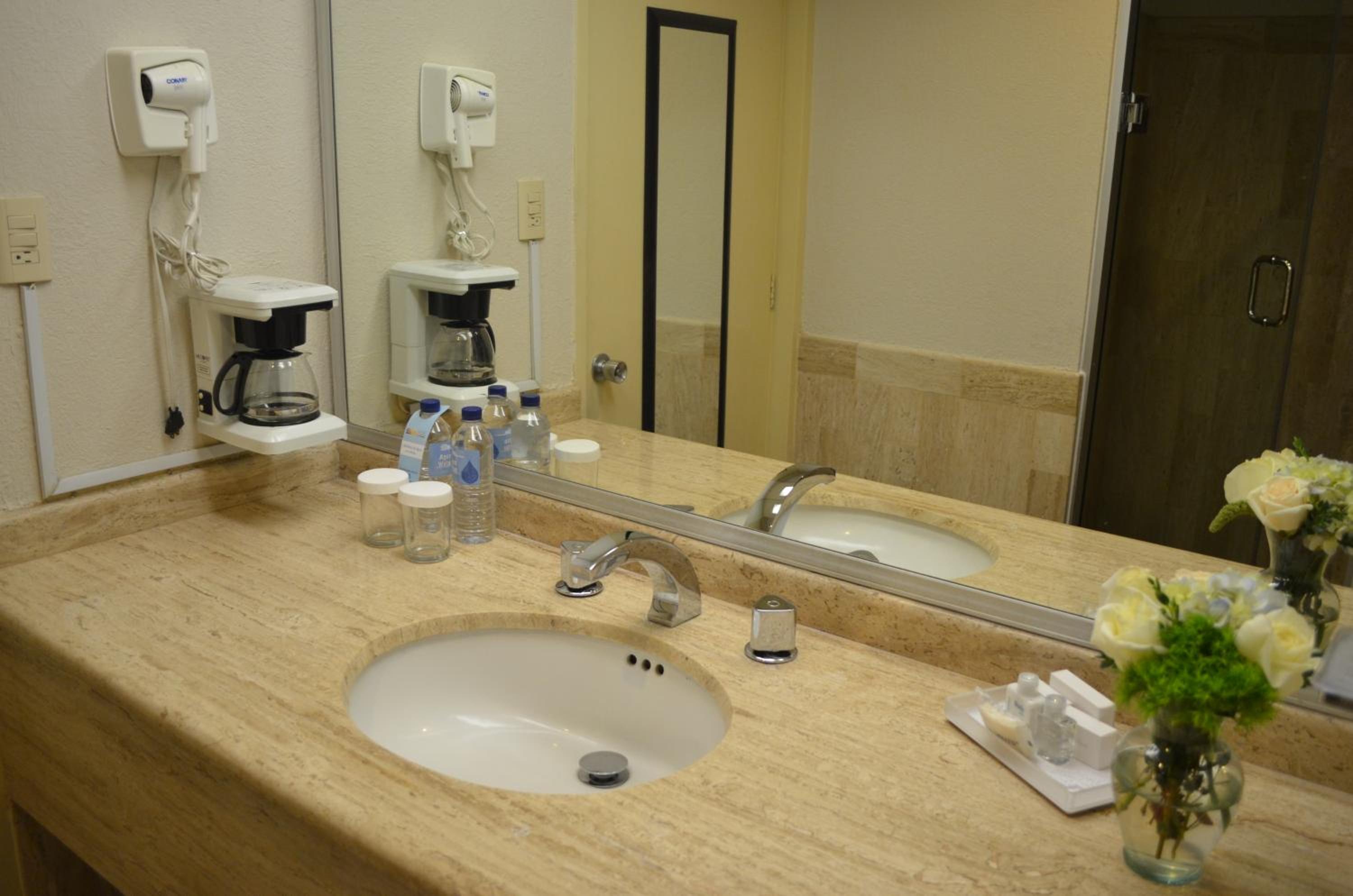Culiacan Vacations - Hotel San Marcos Grand - Property Image 4