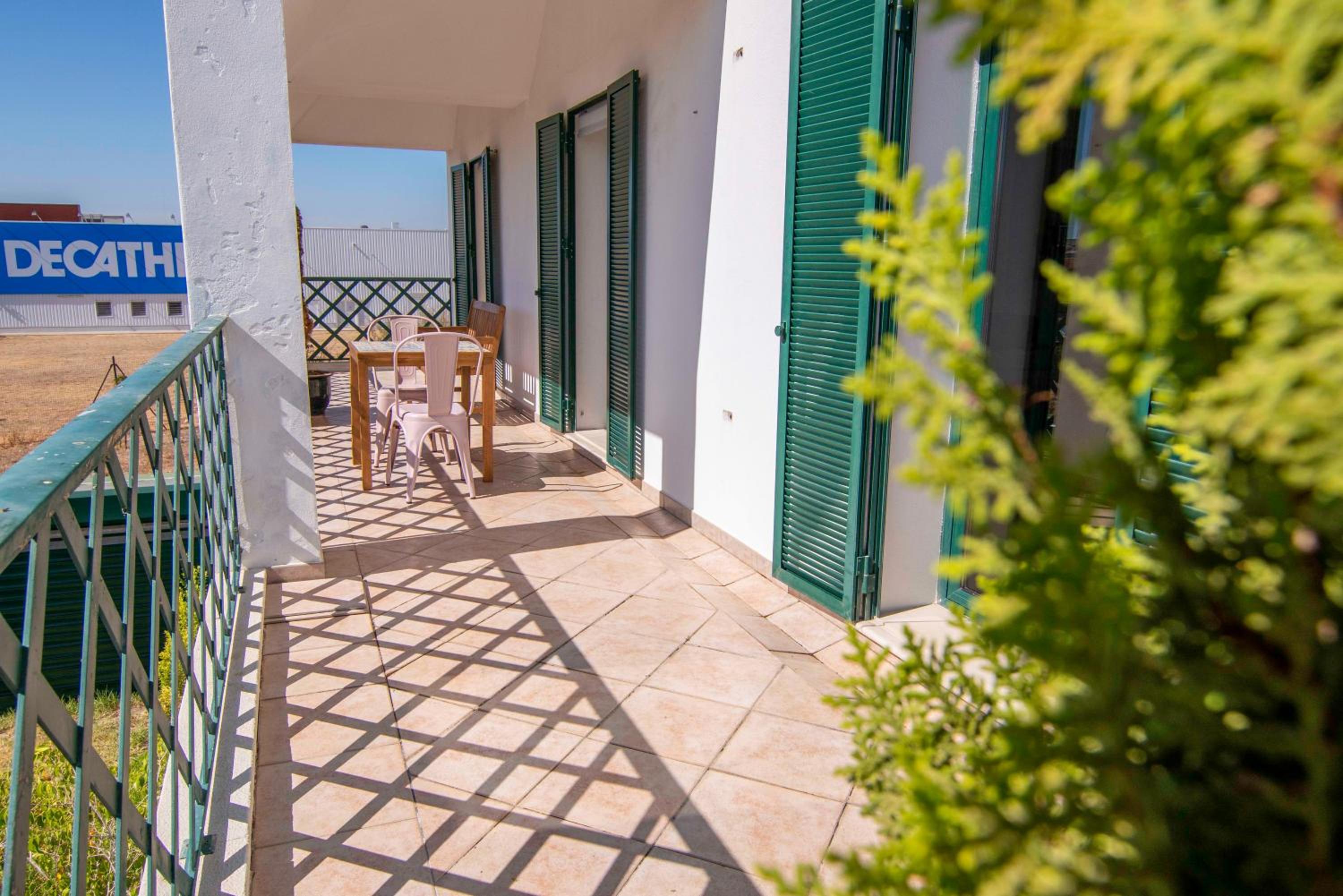 Holiday house in elite residential area of Faro view 2
