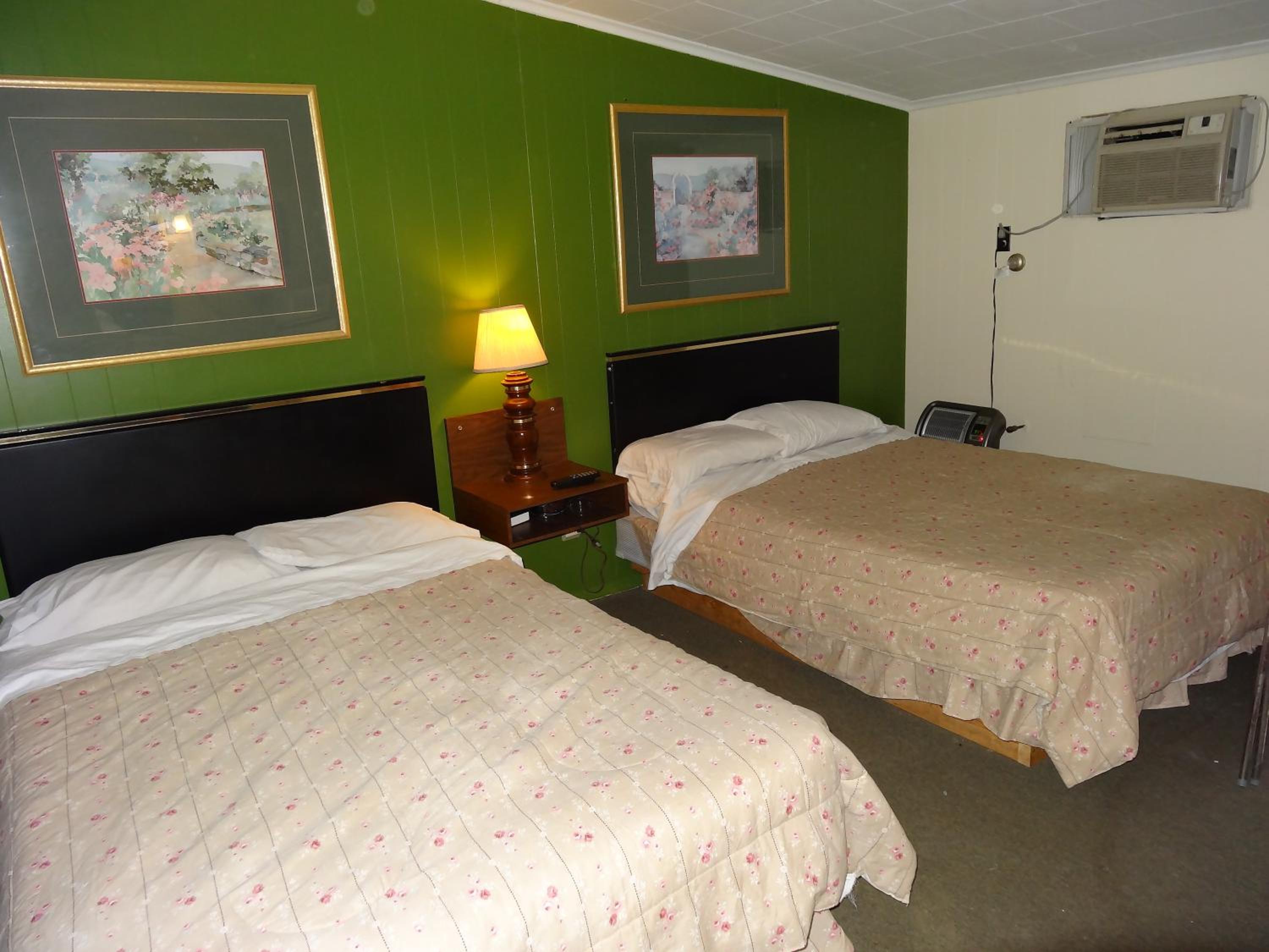 Sparta Motel Near St Louis- Mississippi River IL
