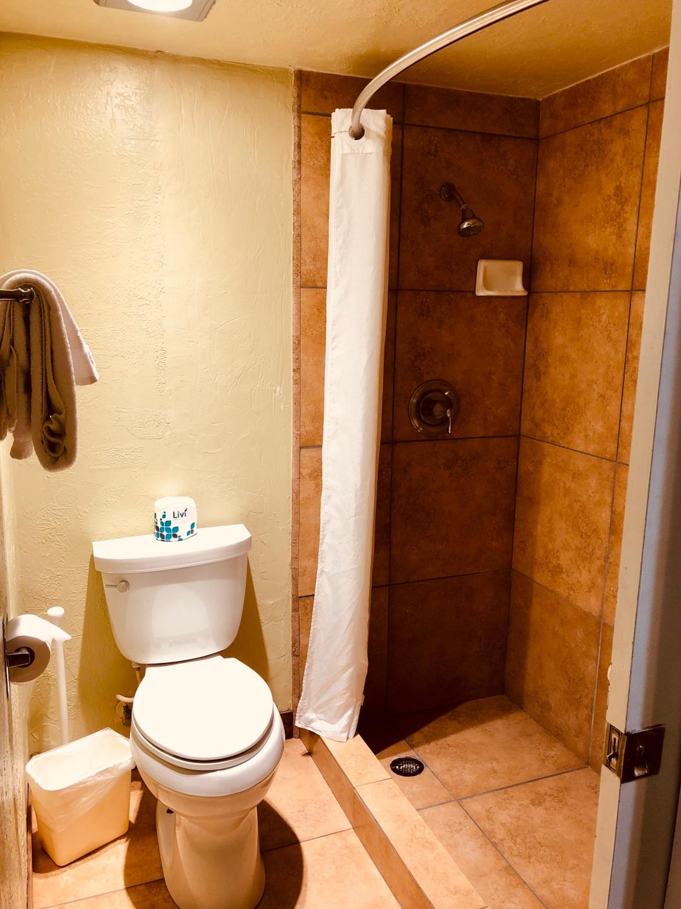 Carmel Resort Inn - Property Image 18