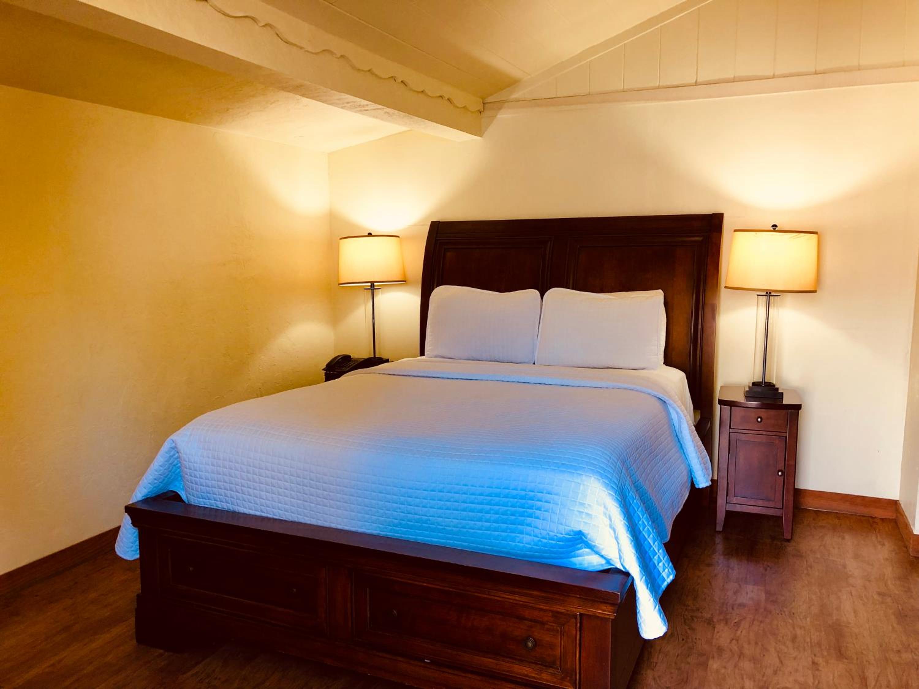 Carmel Resort Inn - Property Image 19