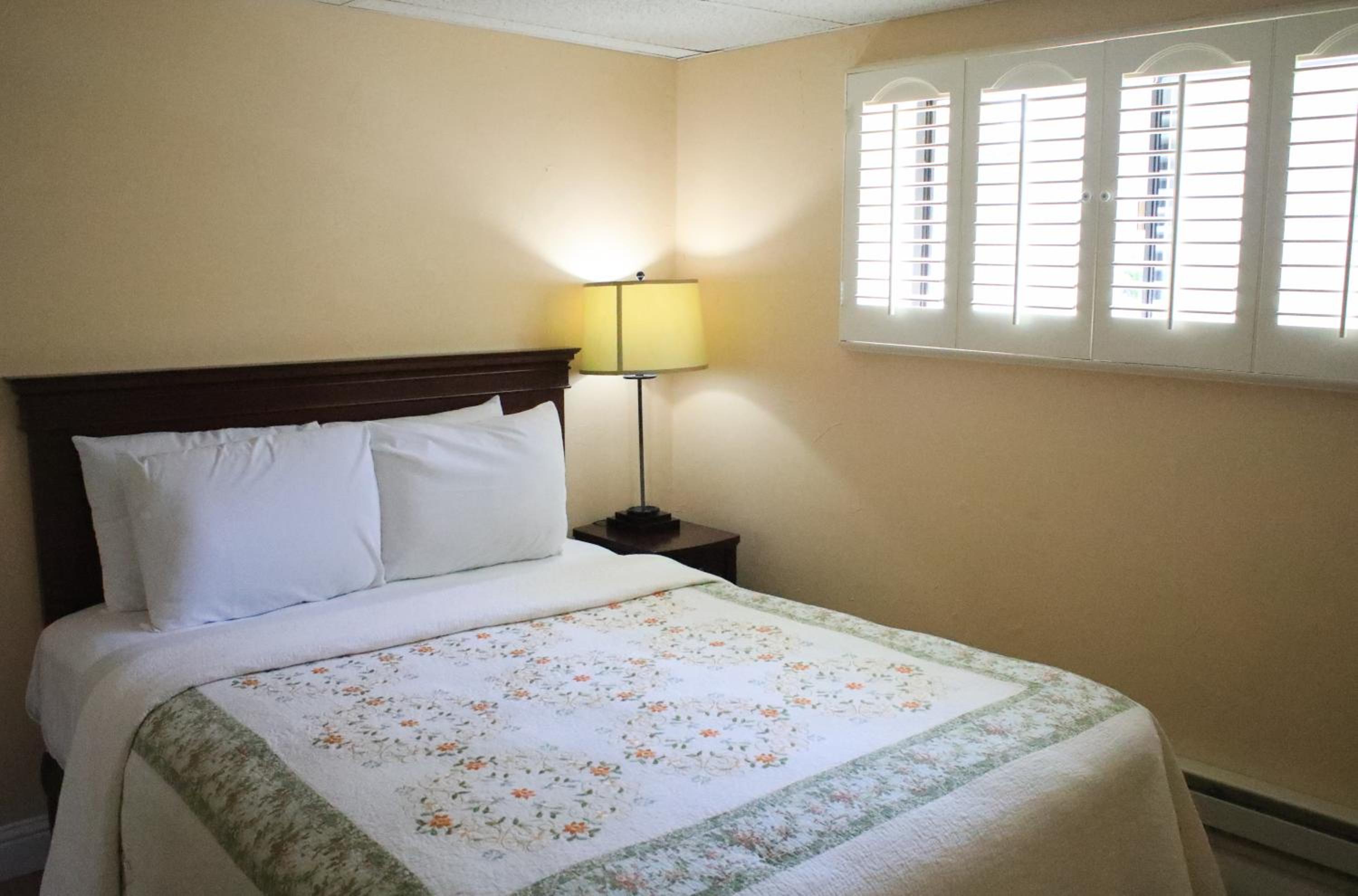 Monterey Vacations - Carmel Resort Inn - Property Image 2